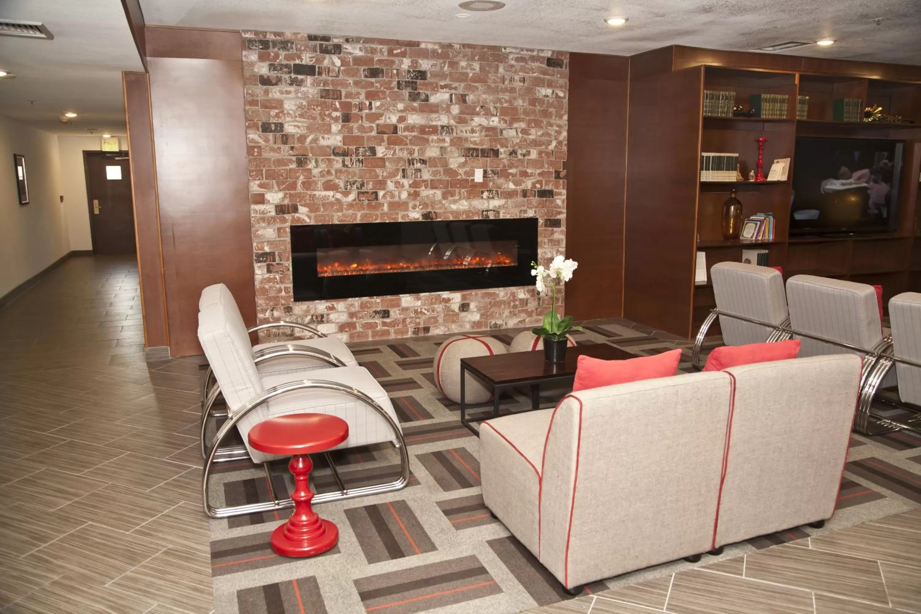 Lobby or reception, Lounge/Bar in Wyndham Garden Silicon Valley