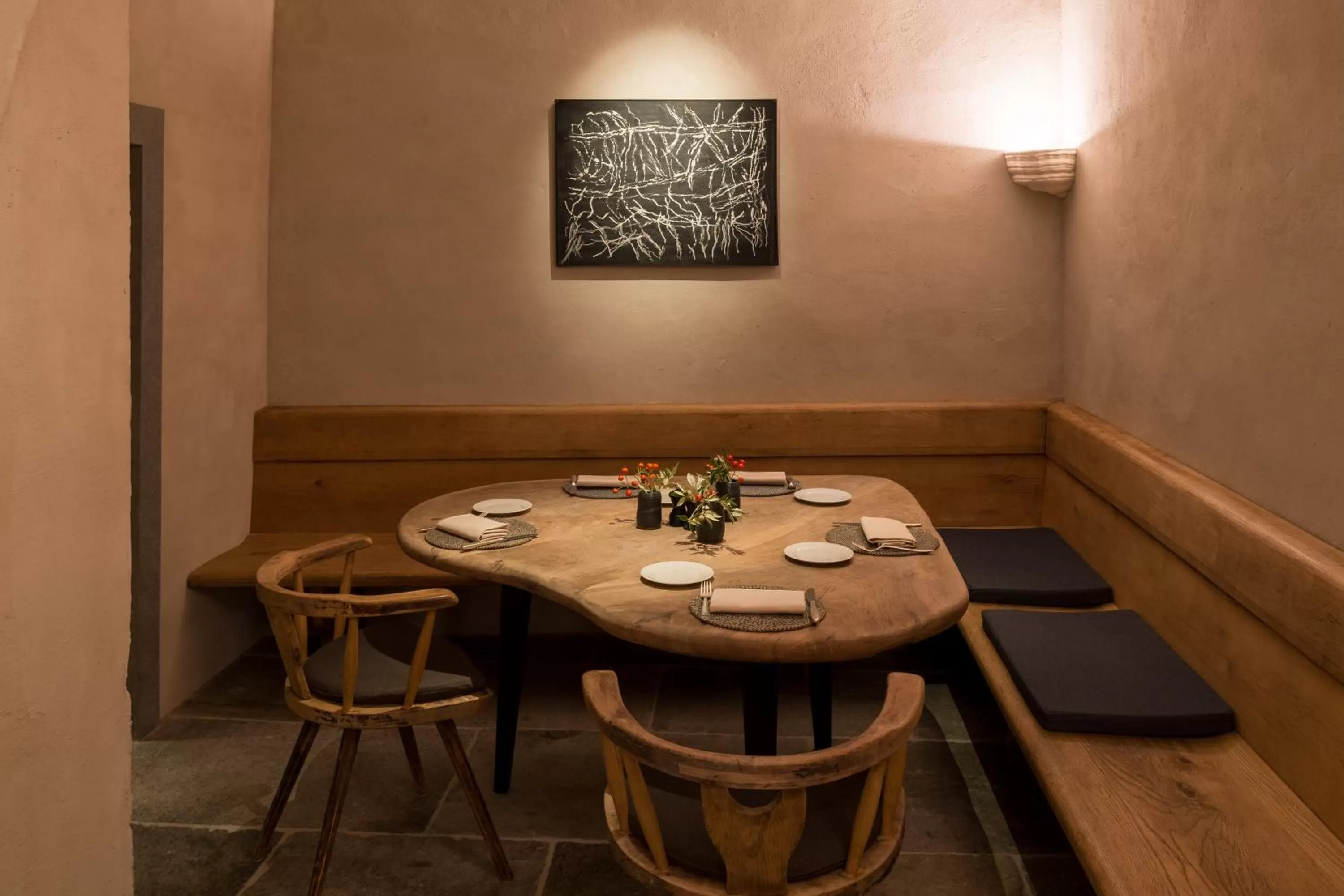 Restaurant/places to eat in Hotel Bayerischer Hof