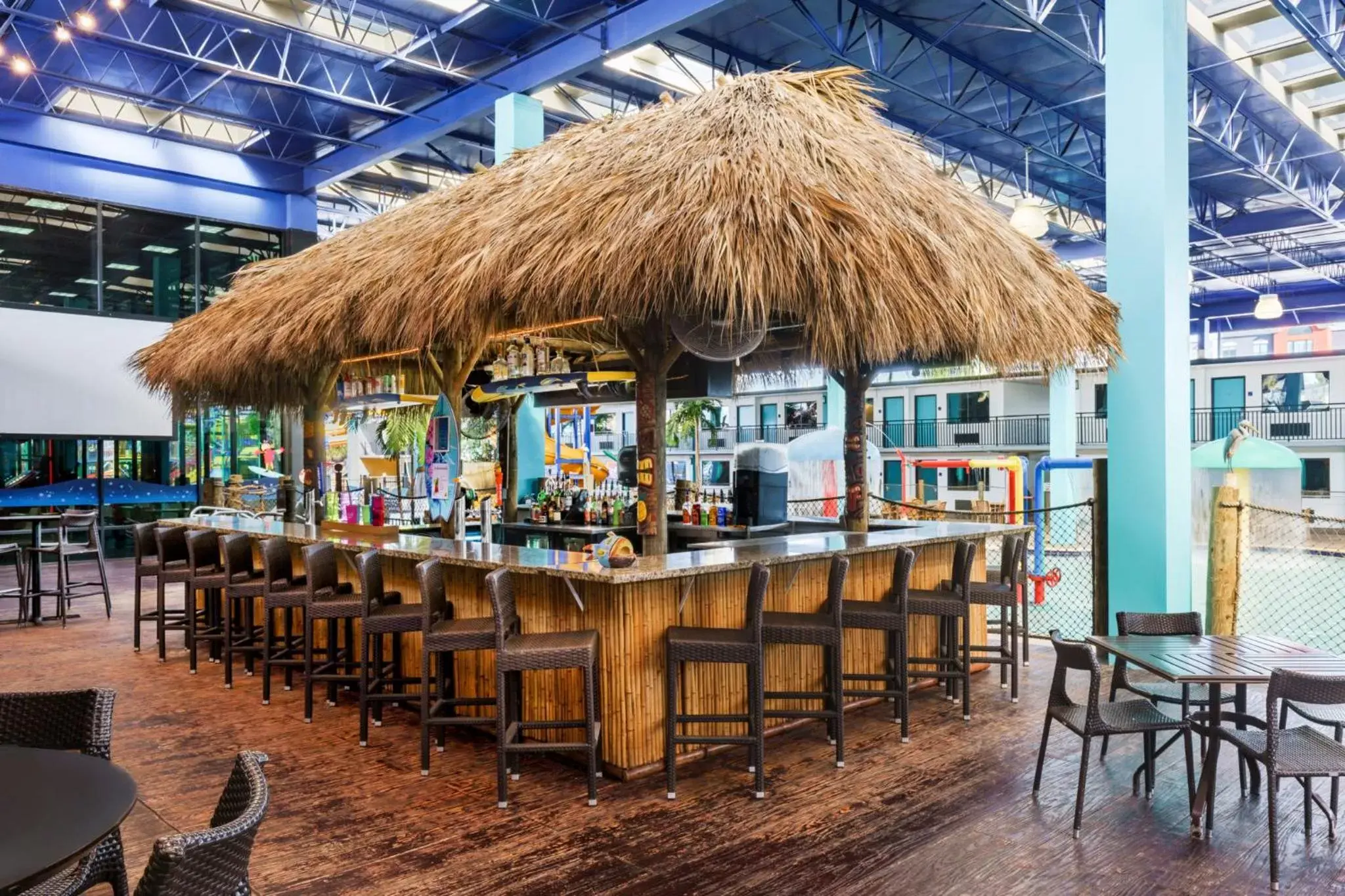 Lounge/Bar in Coco Key Hotel & Water Park Resort