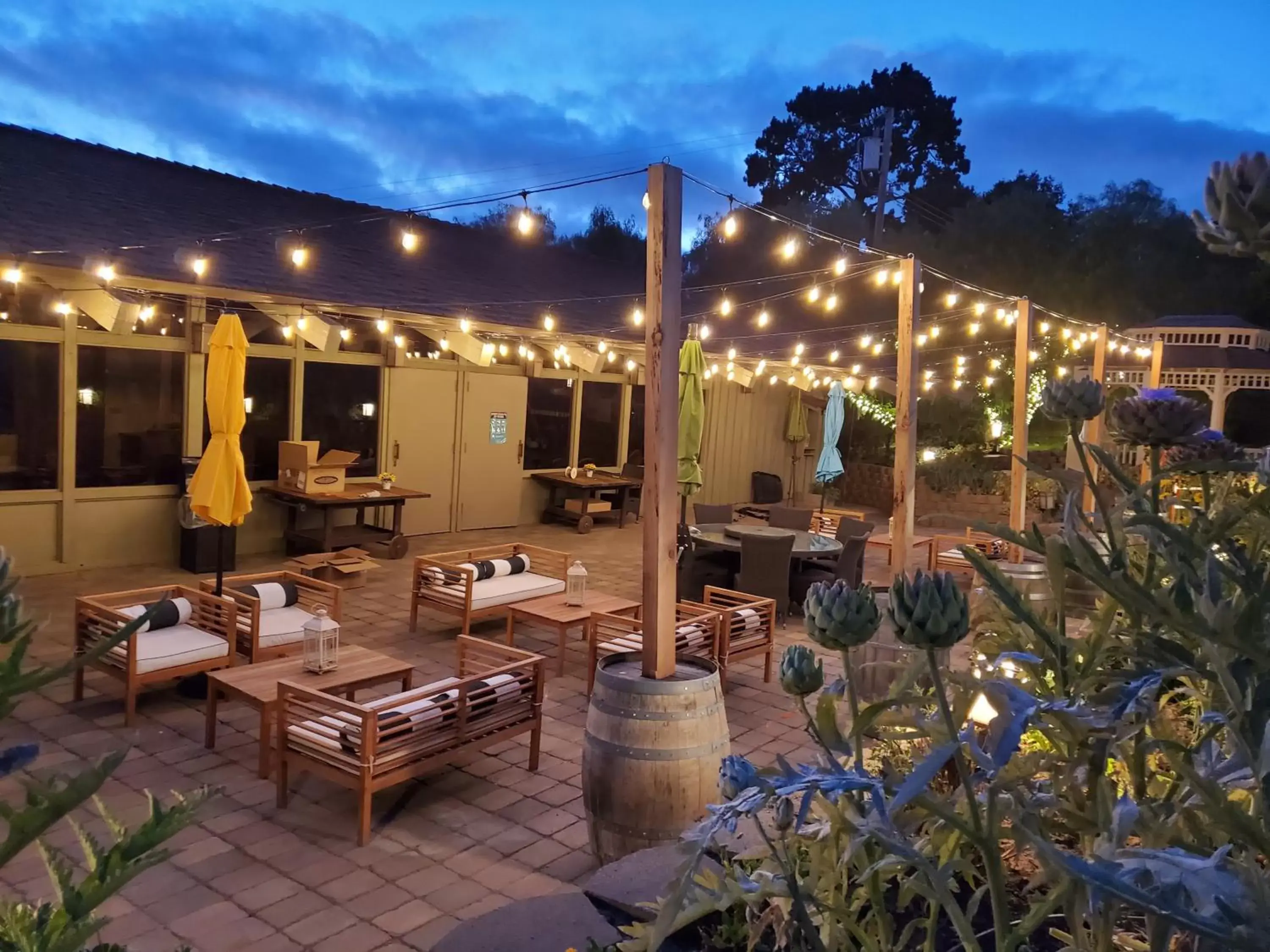 Property building, Restaurant/Places to Eat in Carmel Valley Lodge