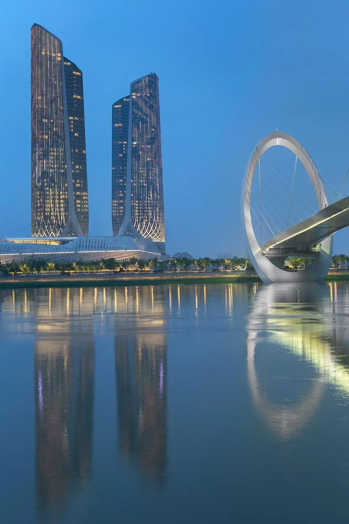 Facade/entrance, Swimming Pool in Jumeirah Nanjing Hotel