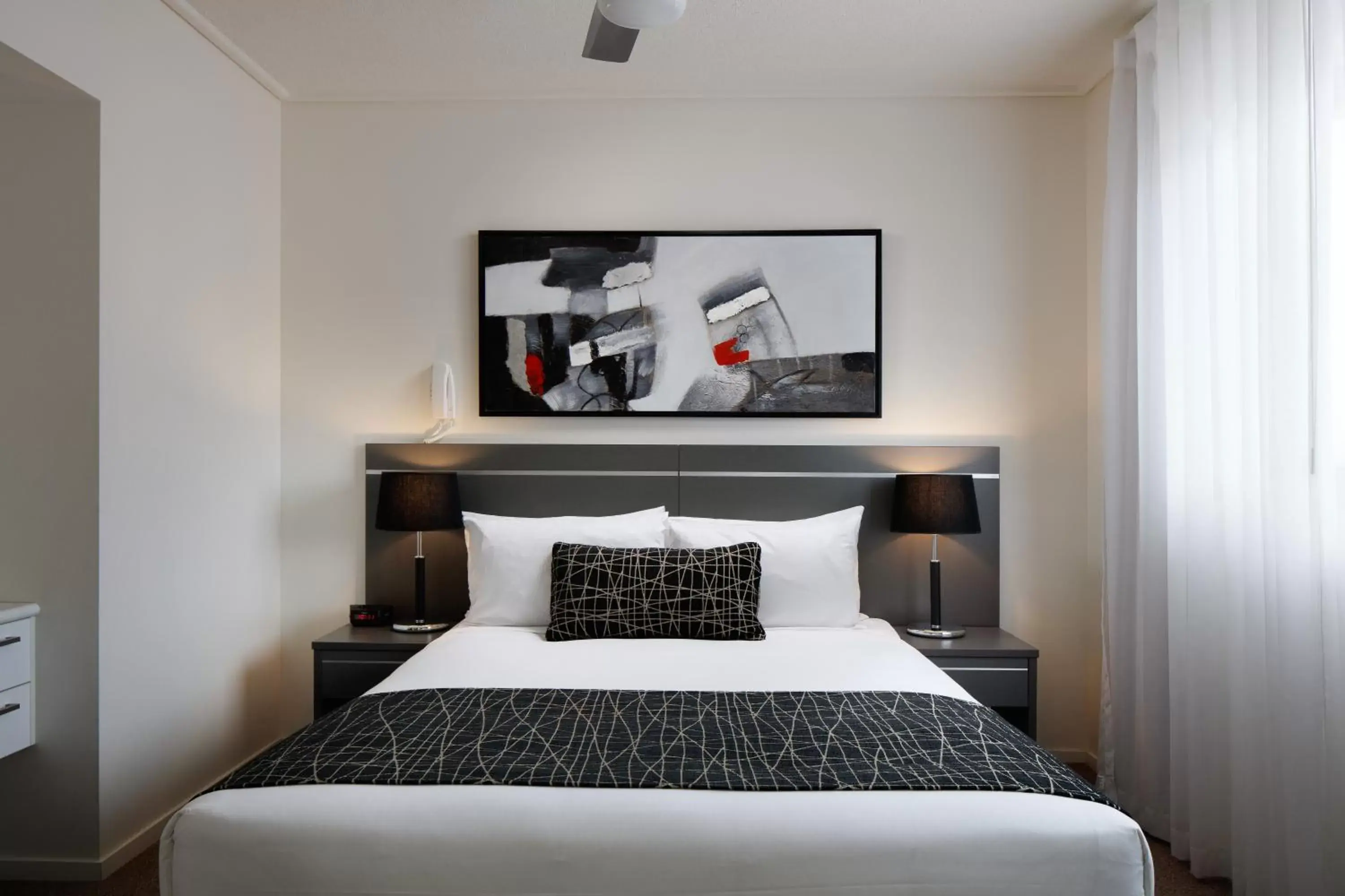 Bedroom, Bed in Property Vine-Kensington at Central