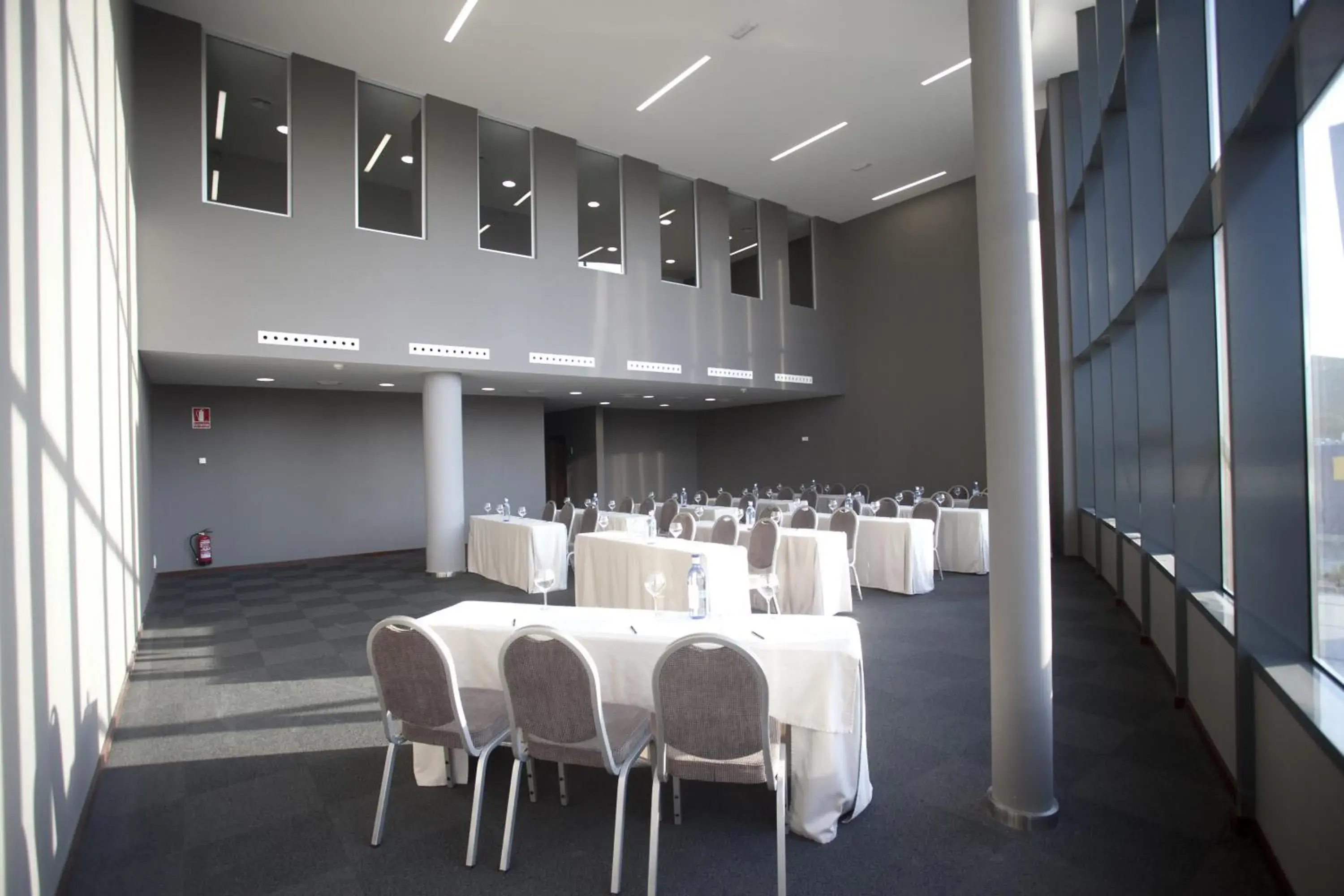Business facilities, Dining Area in Hotel Carris Marineda