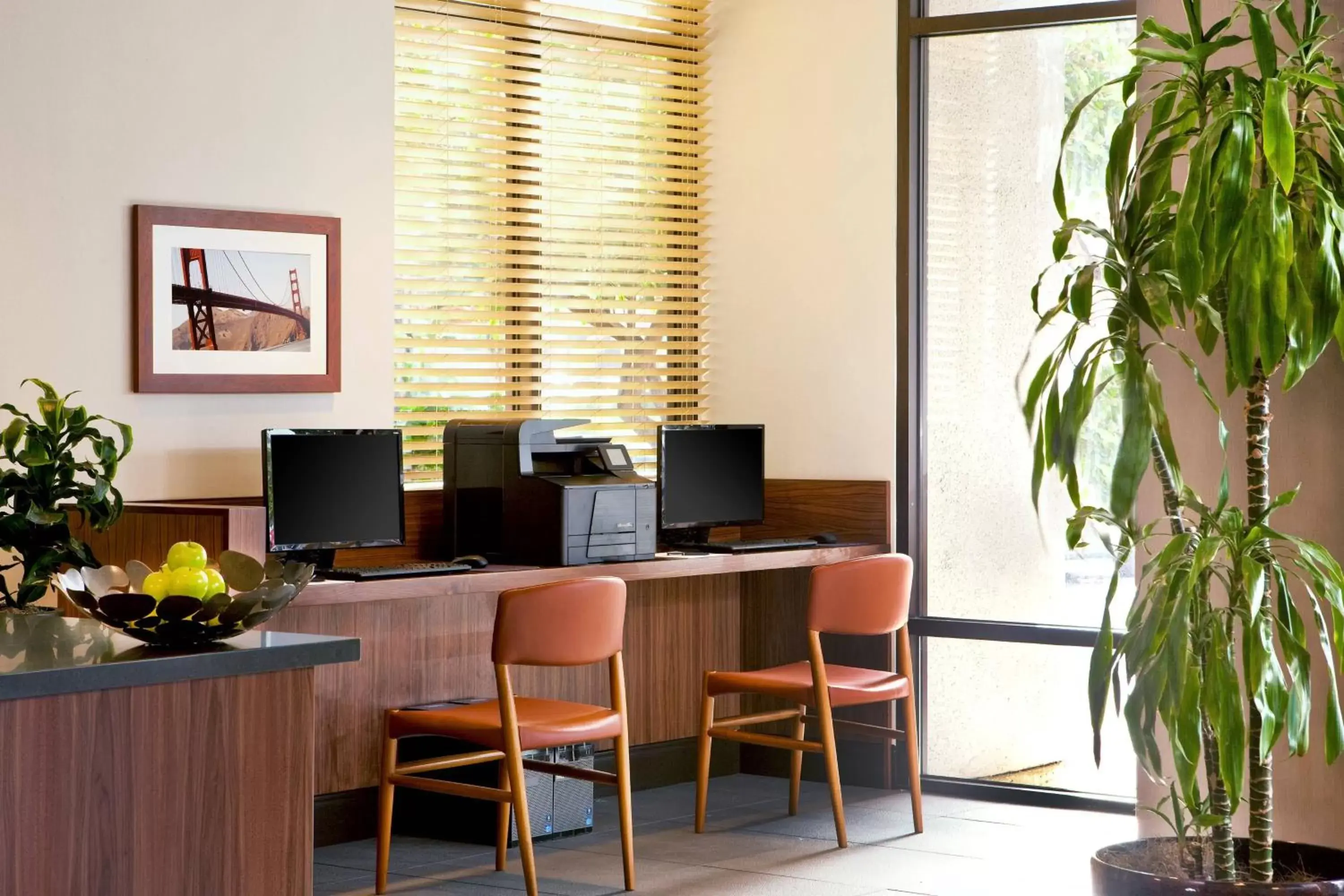 Business facilities in Four Points by Sheraton - San Francisco Bay Bridge