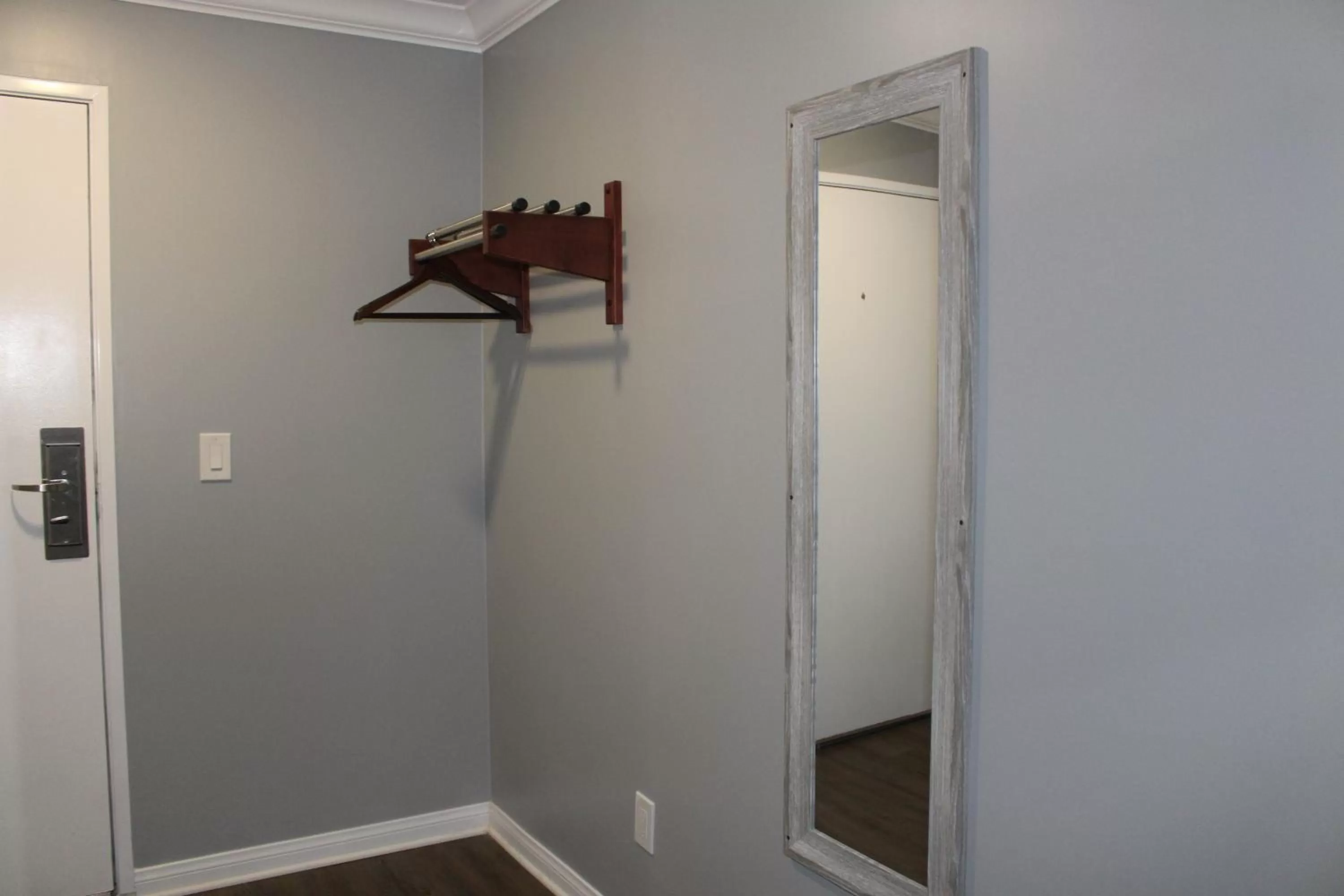 ERTH INN by AGA Los Angeles