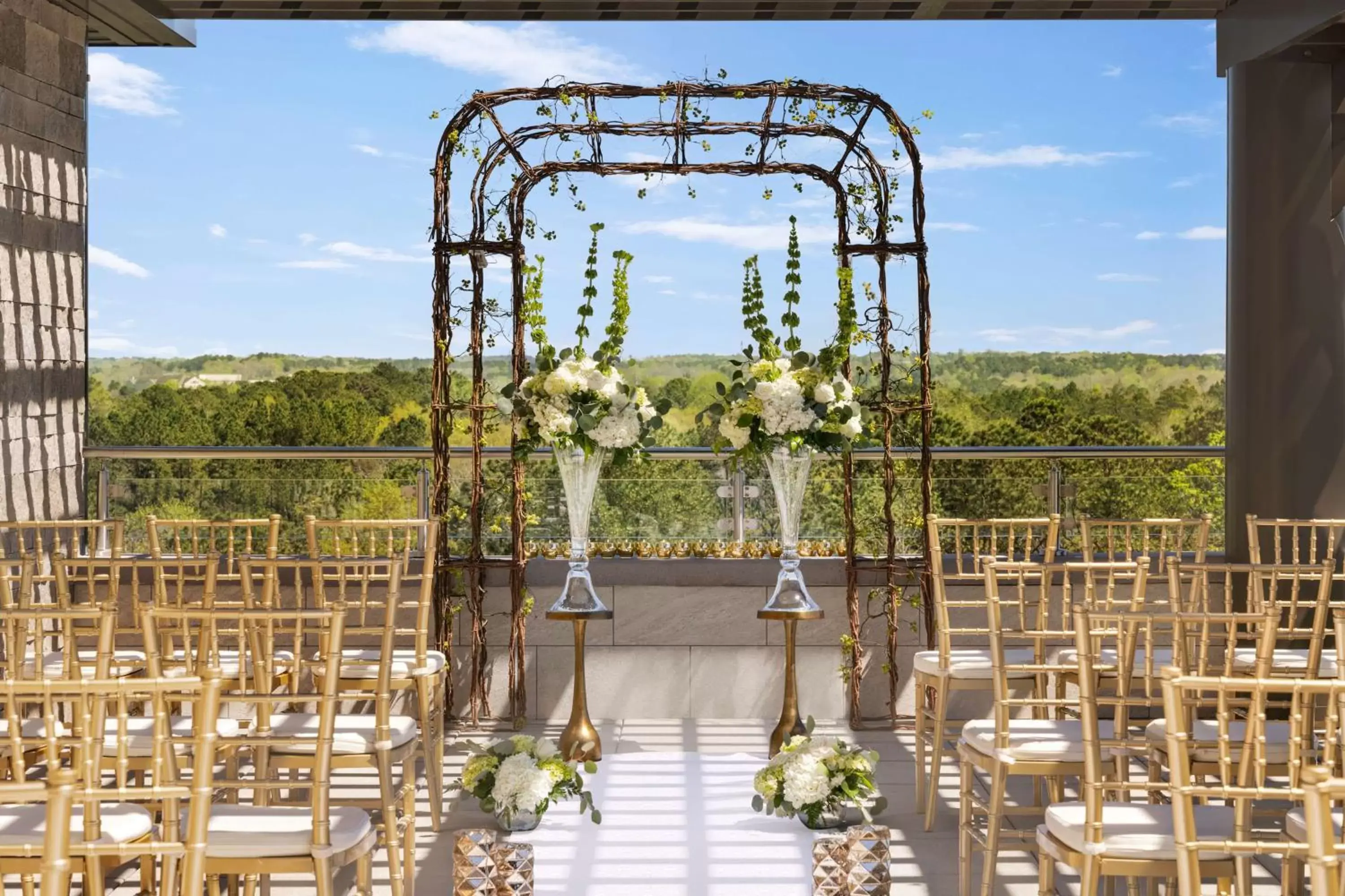 Property building in Hilton Alpharetta Atlanta Property building in Hilton Alpharetta Atlanta