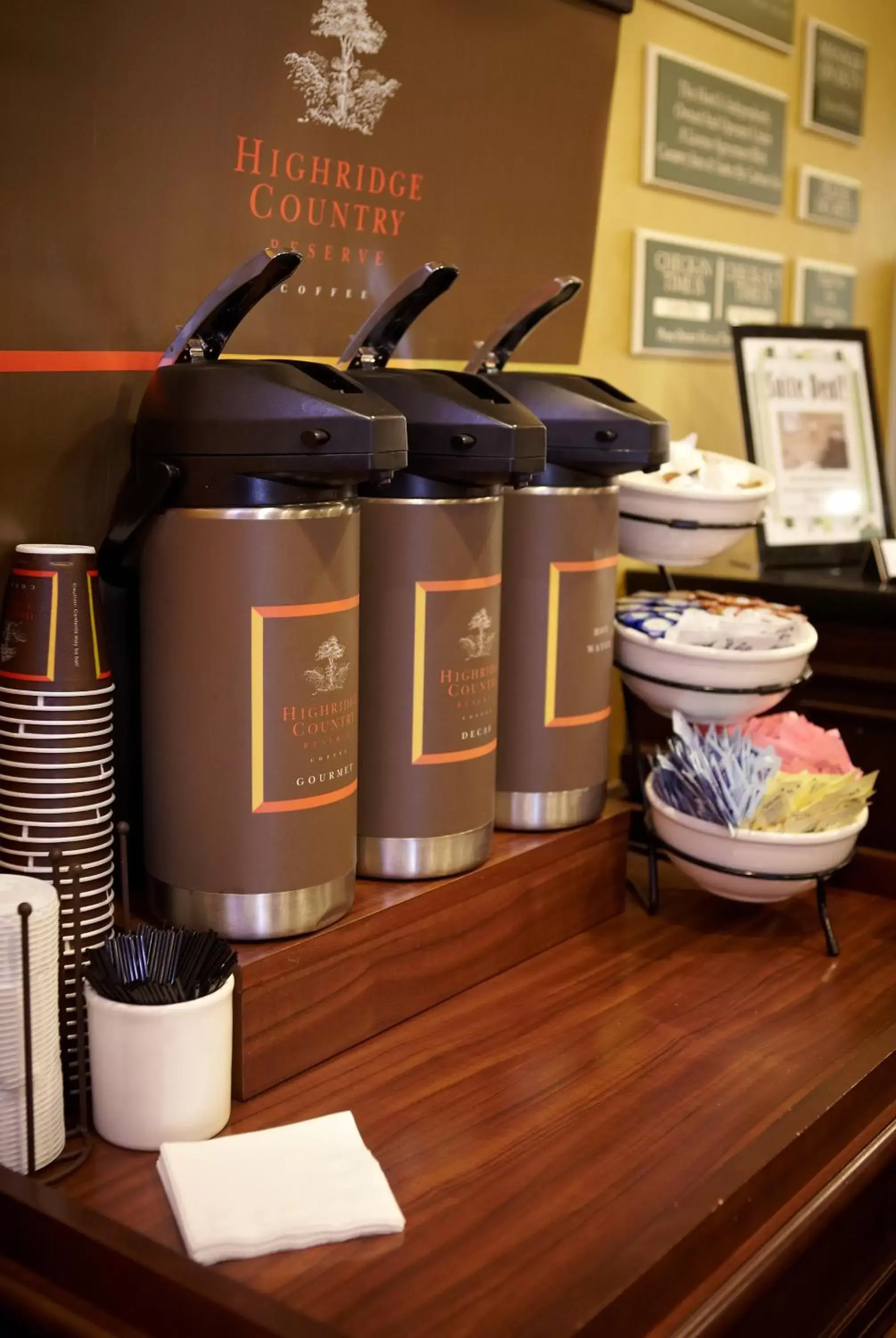 Coffee/tea facilities in Country Inn & Suites by Radisson, Grand Rapids East, MI