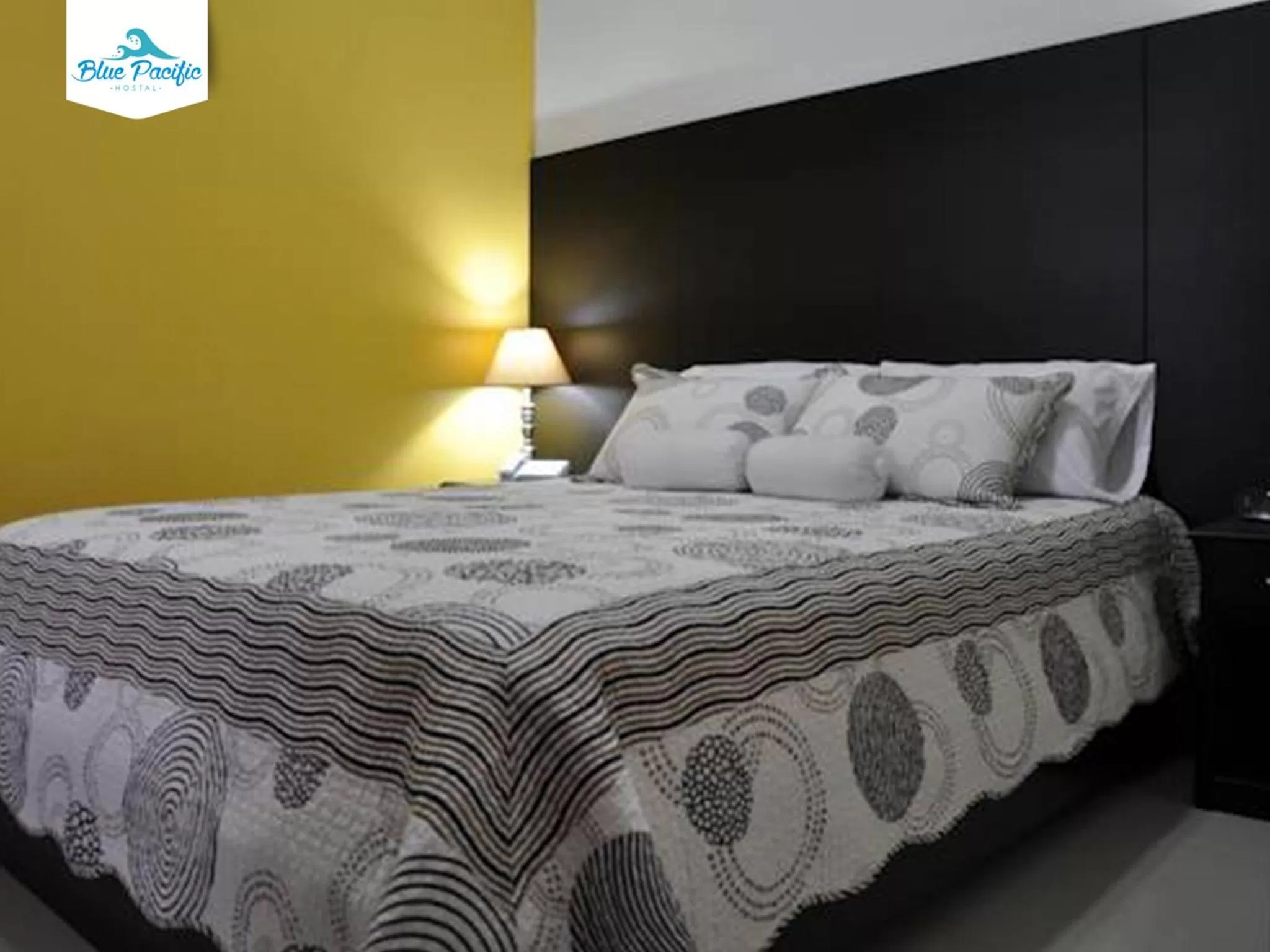 Bedroom, Bed in Hostal Blue Pacific