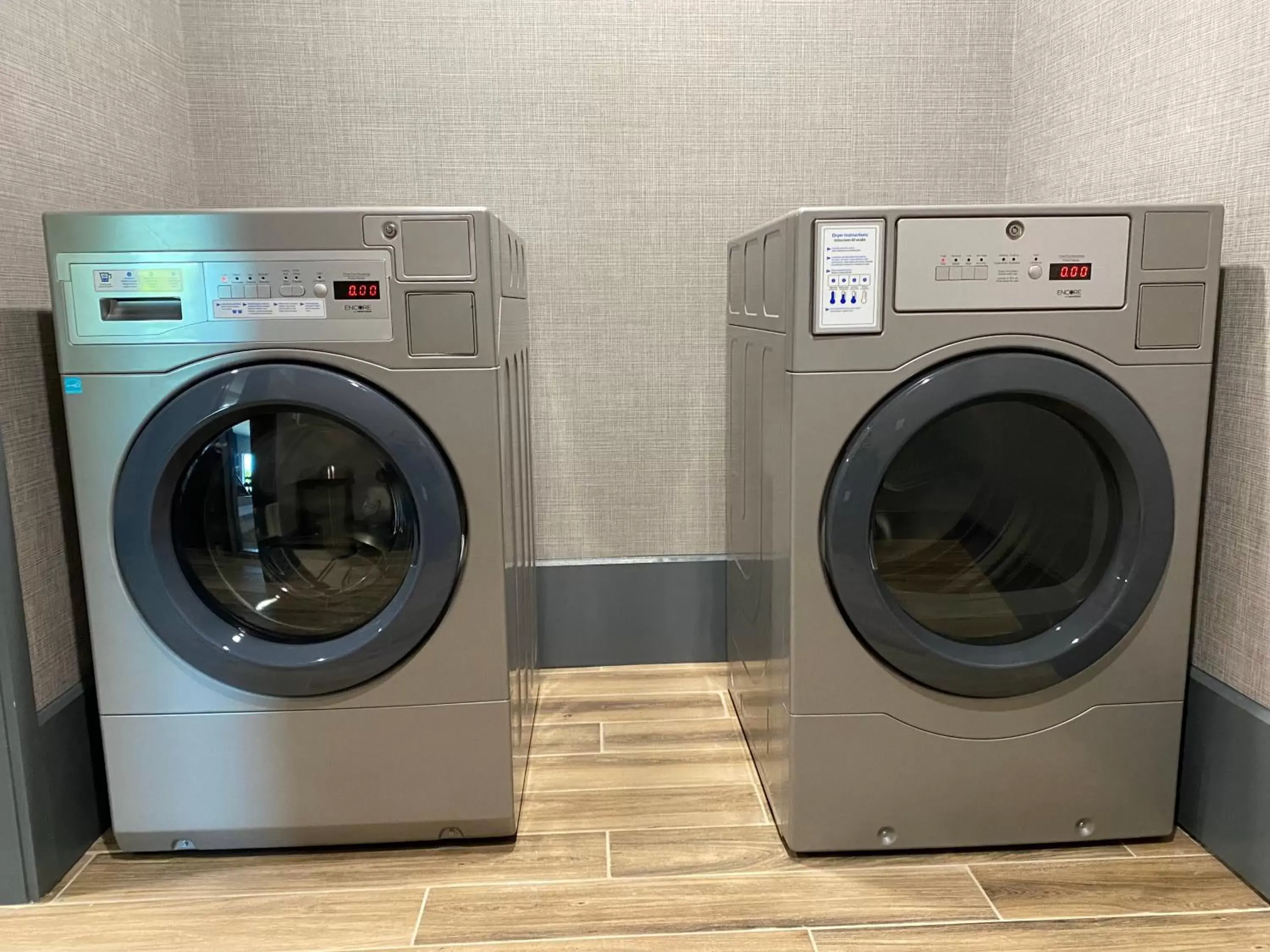 laundry in Comfort Inn & Suites Gallatin - Nashville Metro