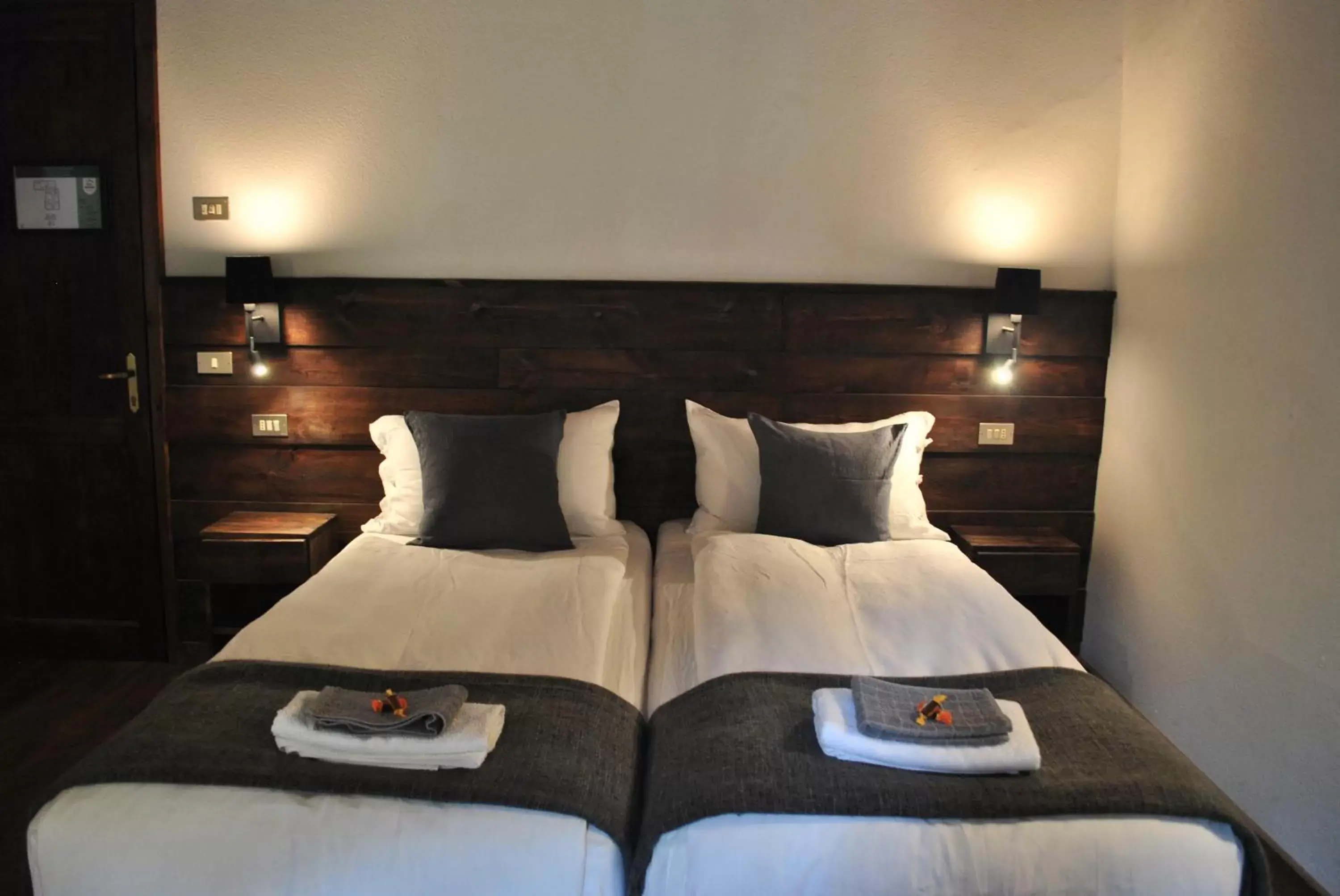 Bed in Hotell Millefiori- Alpine Event Lodge