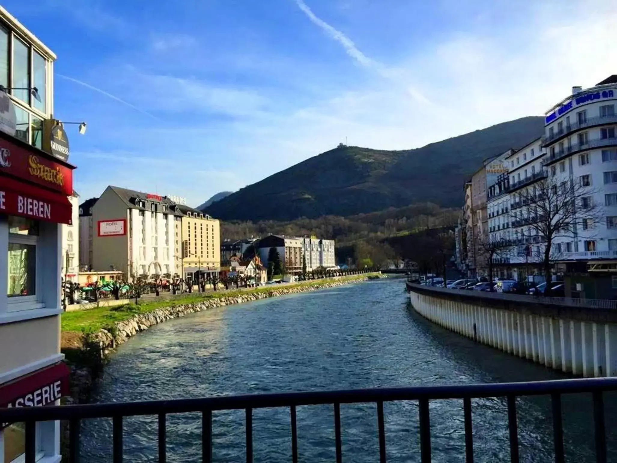 Spring in Appart'hôtel Saint Jean