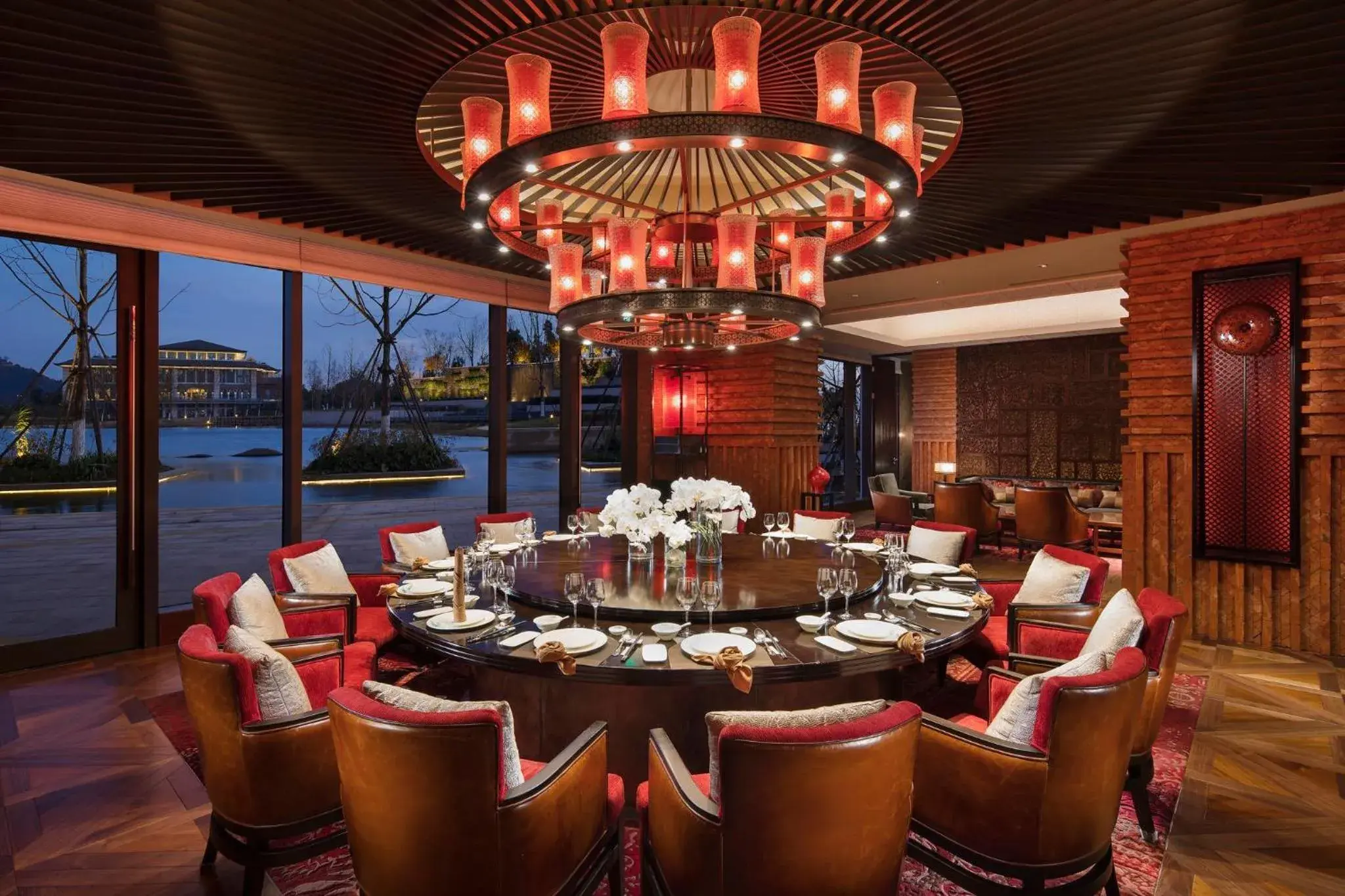 Restaurant/Places to Eat in InterContinental Nantong, an IHG Hotel-Best view of yangtze