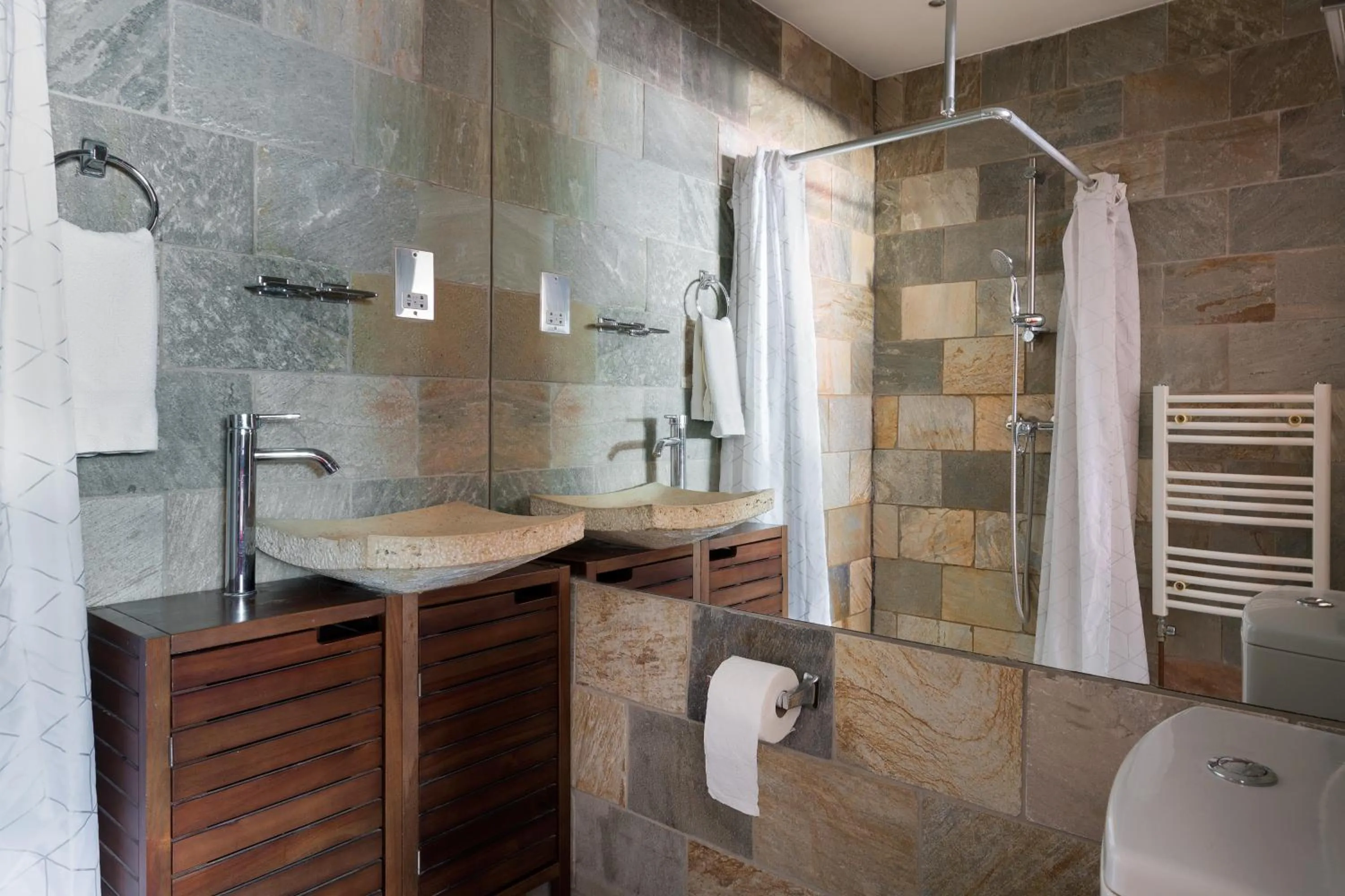 Bathroom in Centra Wharf