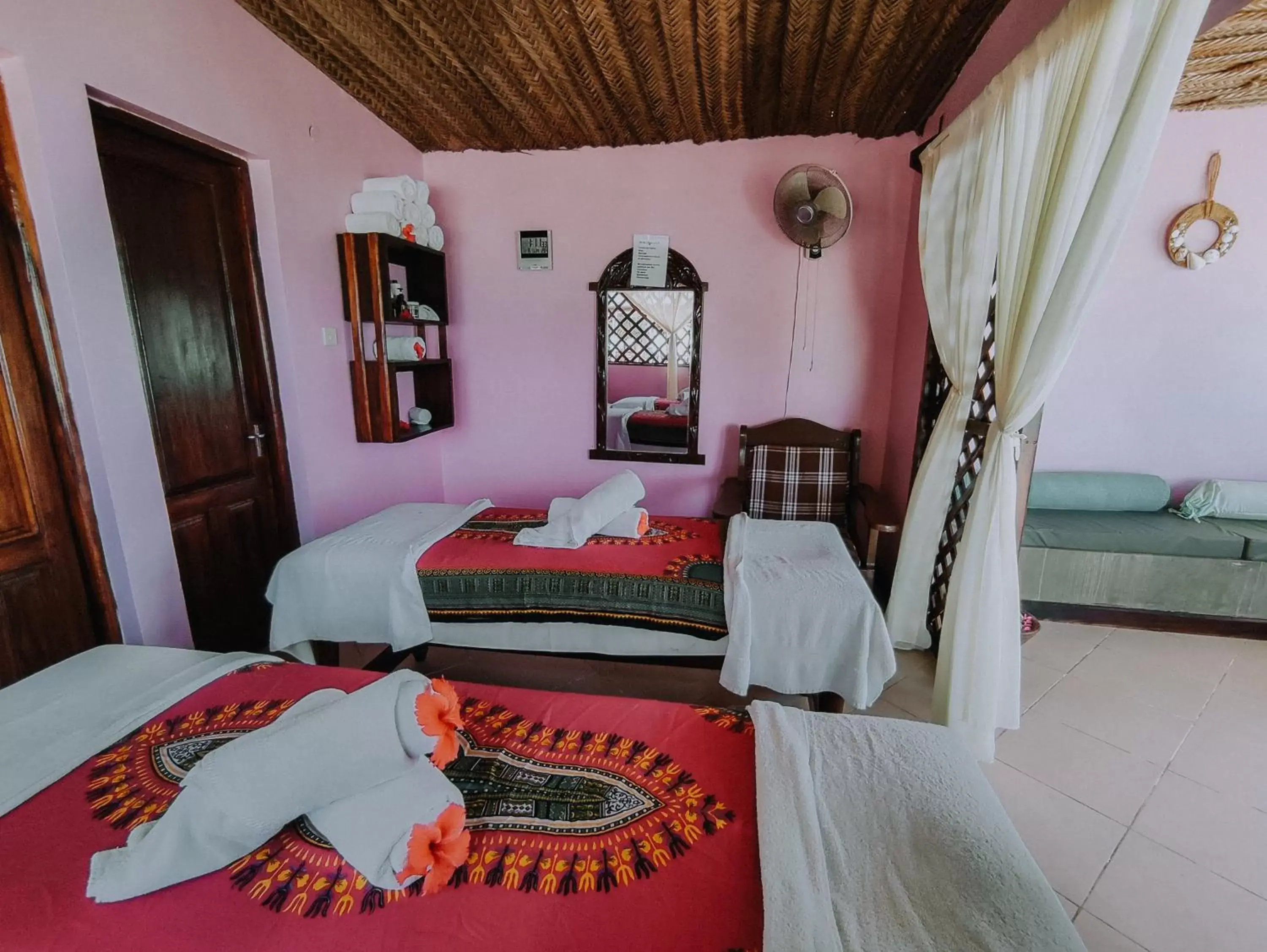 Massage, Bed in Mnarani Beach Cottages