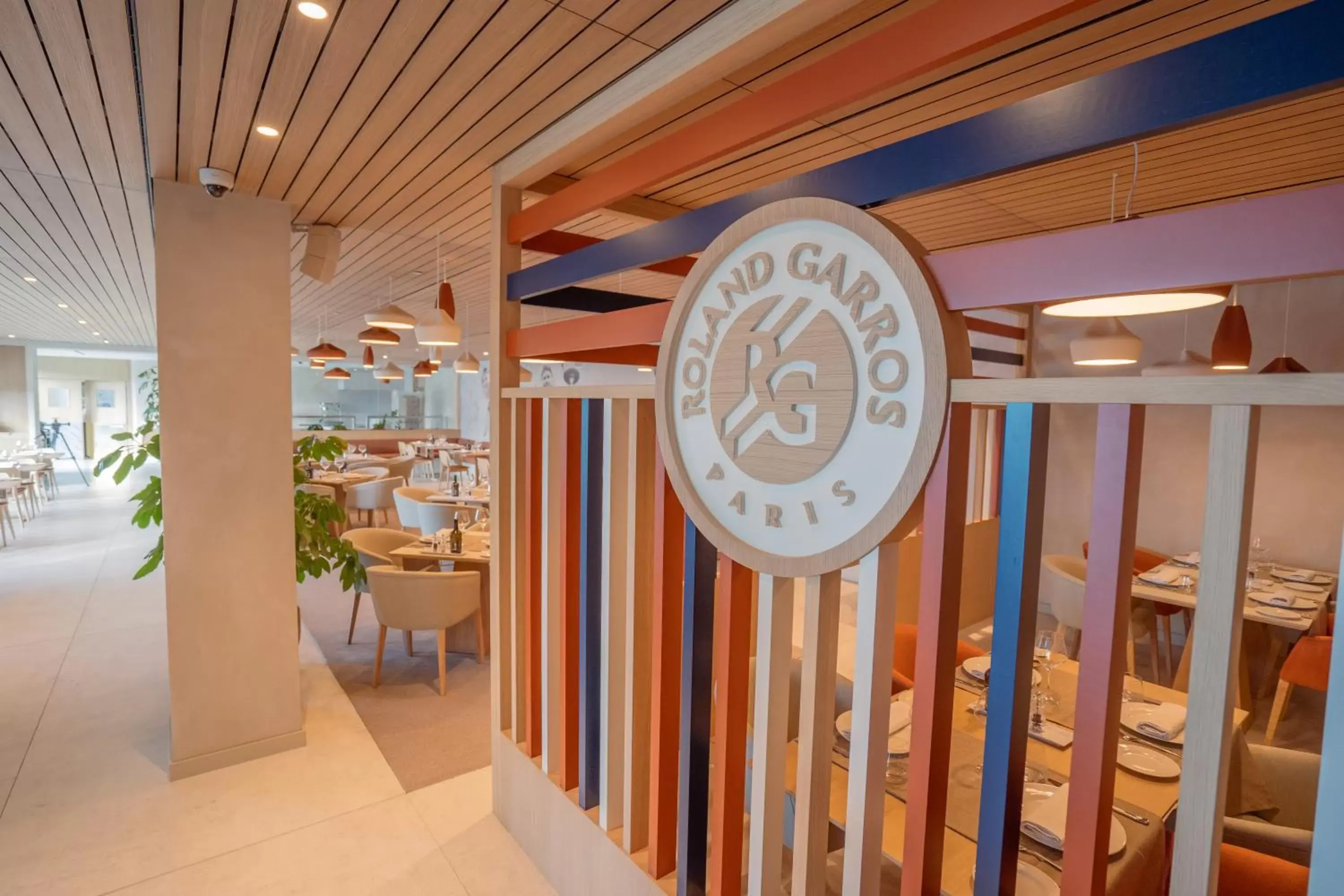 Restaurant/places to eat in Rafa Nadal Residence Restaurant/places to eat in Rafa Nadal Residence