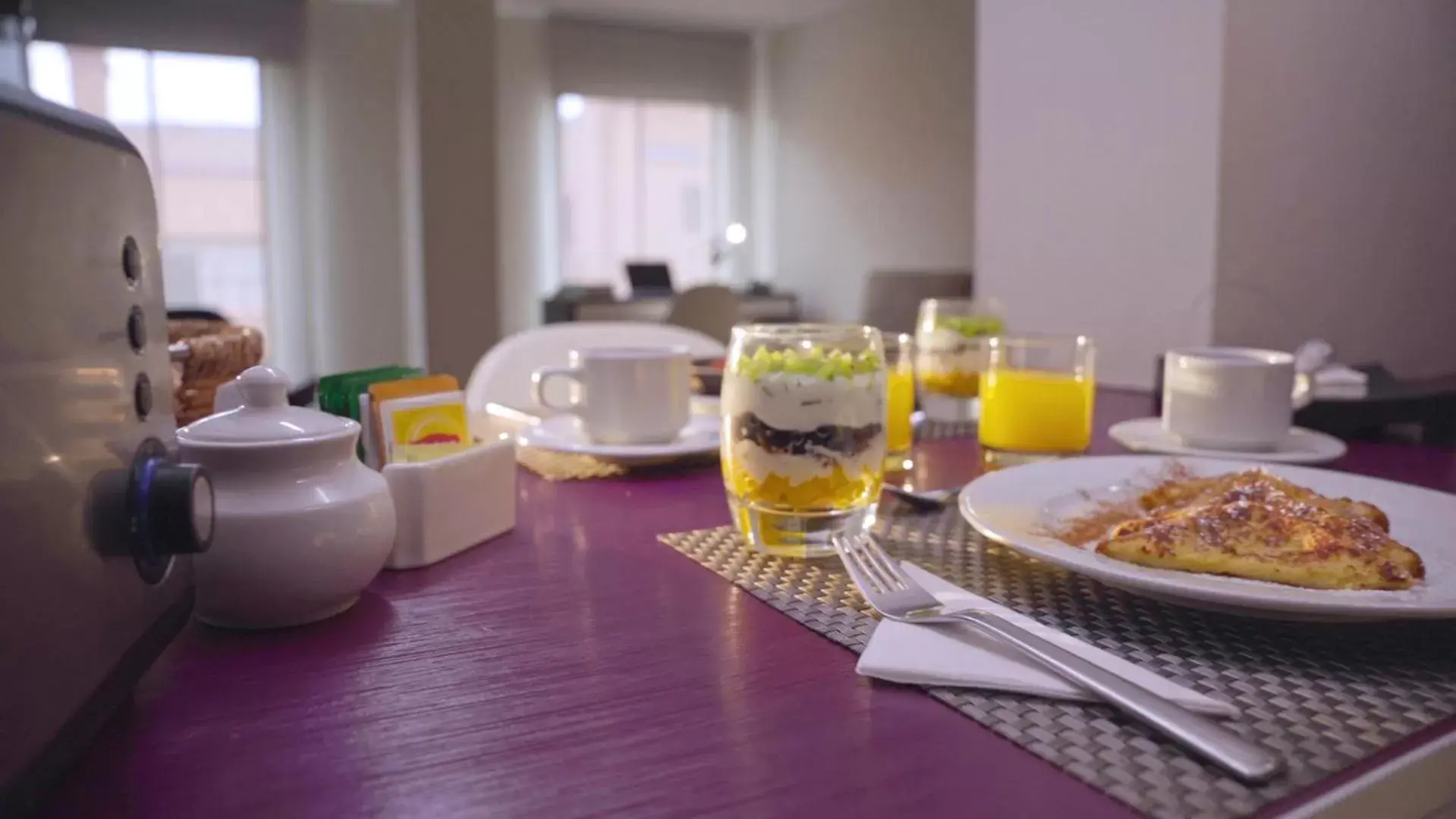 Food and drinks in Central Apartamentos Bogotá Food and drinks in Central Apartamentos Bogotá