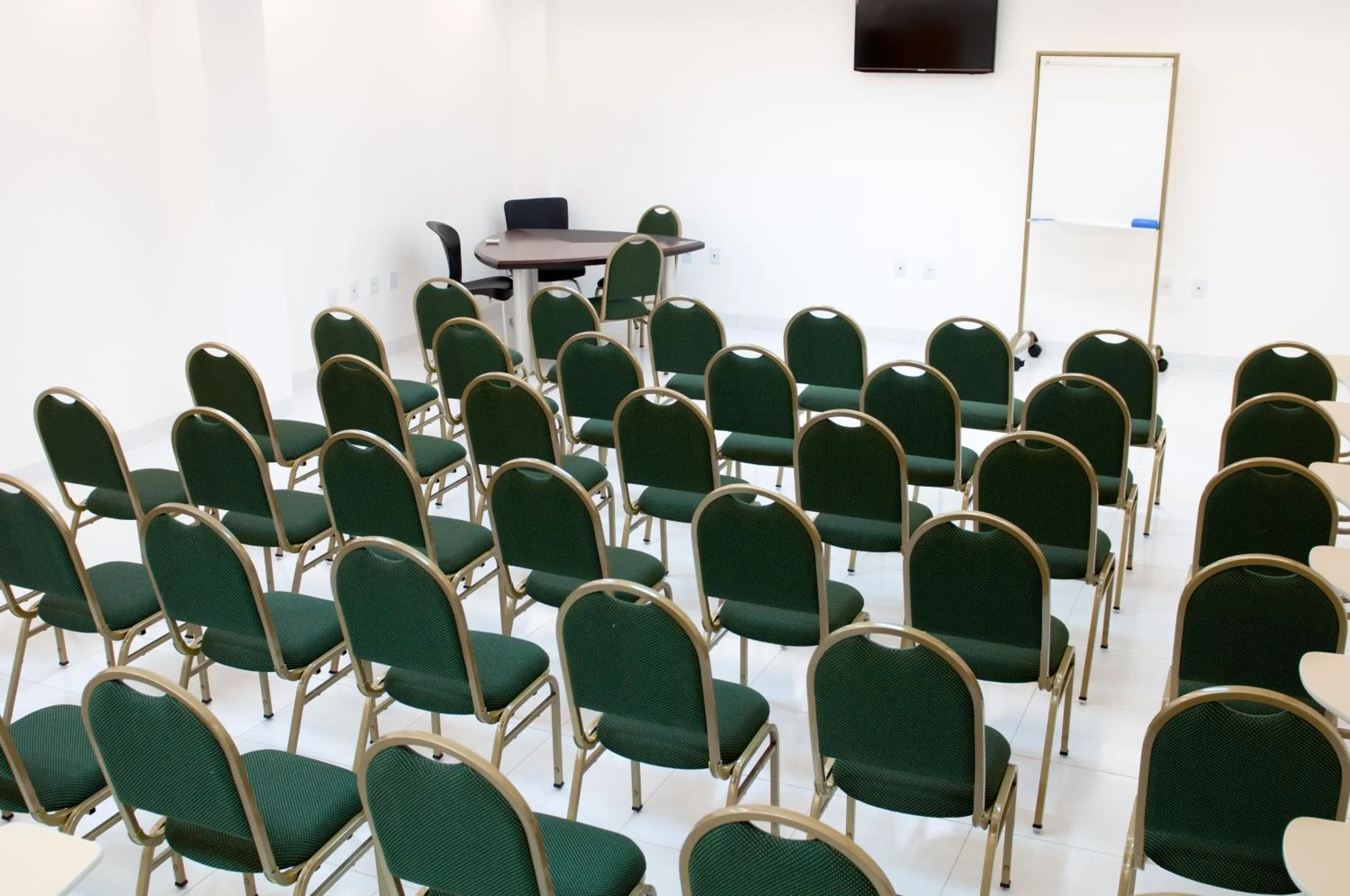 Business facilities in Hotel Roari