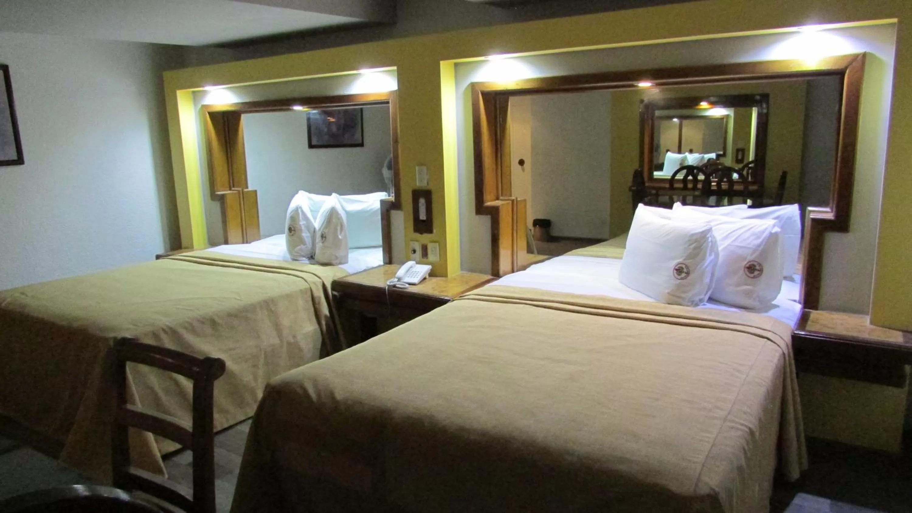 Photo of the whole room, Bed in Hotel Mina