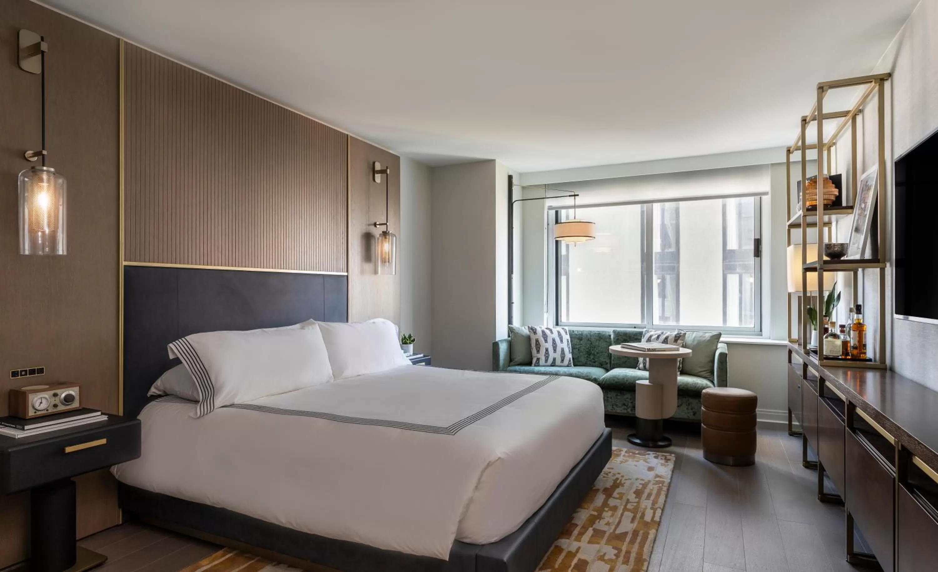 Photo of the whole room, Bed in Thompson Central Park New York, by Hyatt