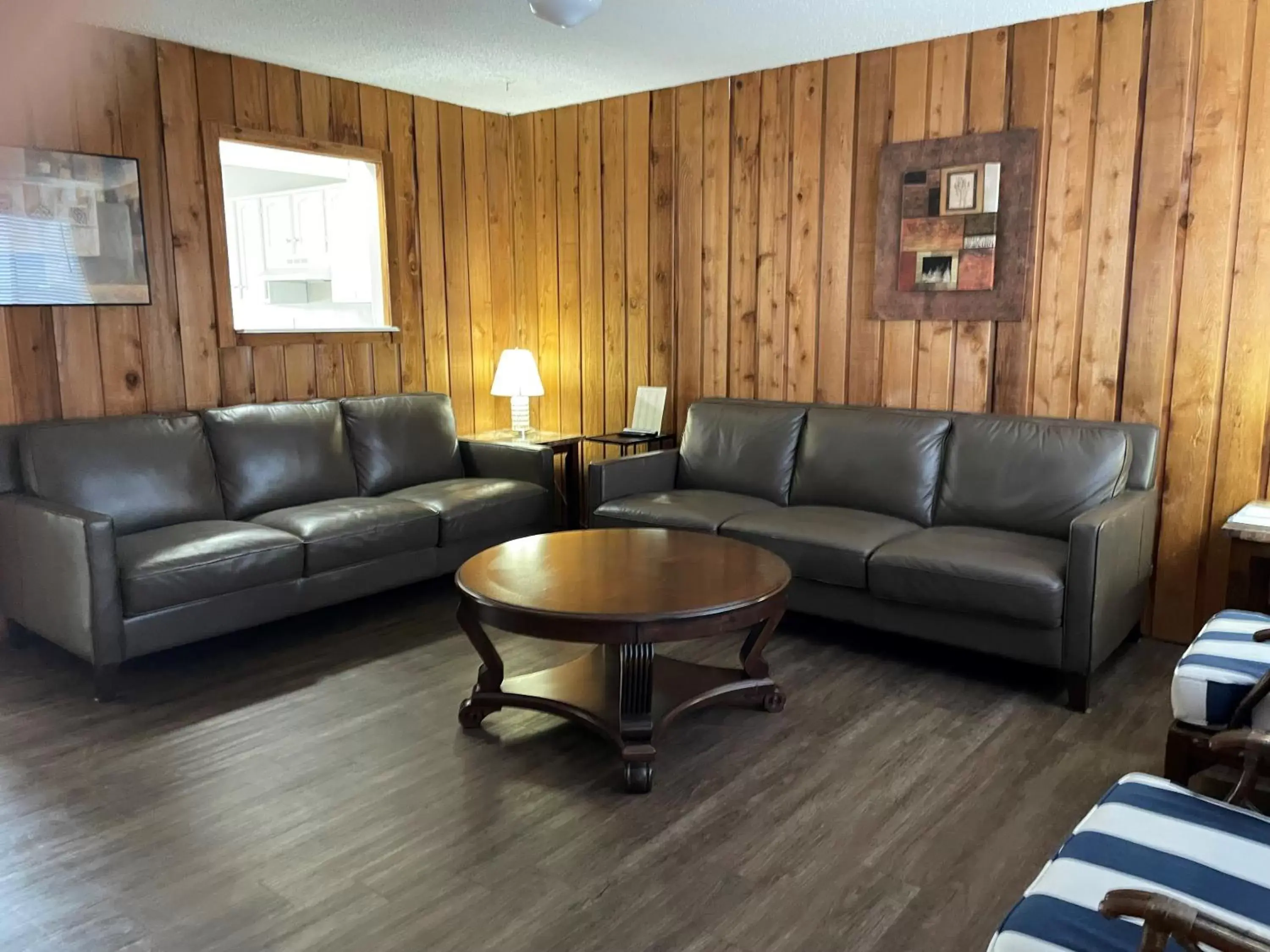 Seating Area in Sunset Beach Resort