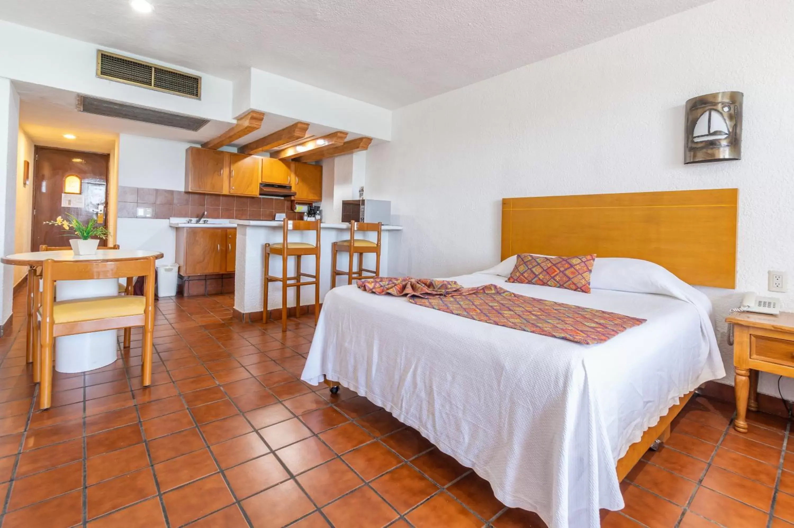Bedroom in Costa de Oro Beach Hotel