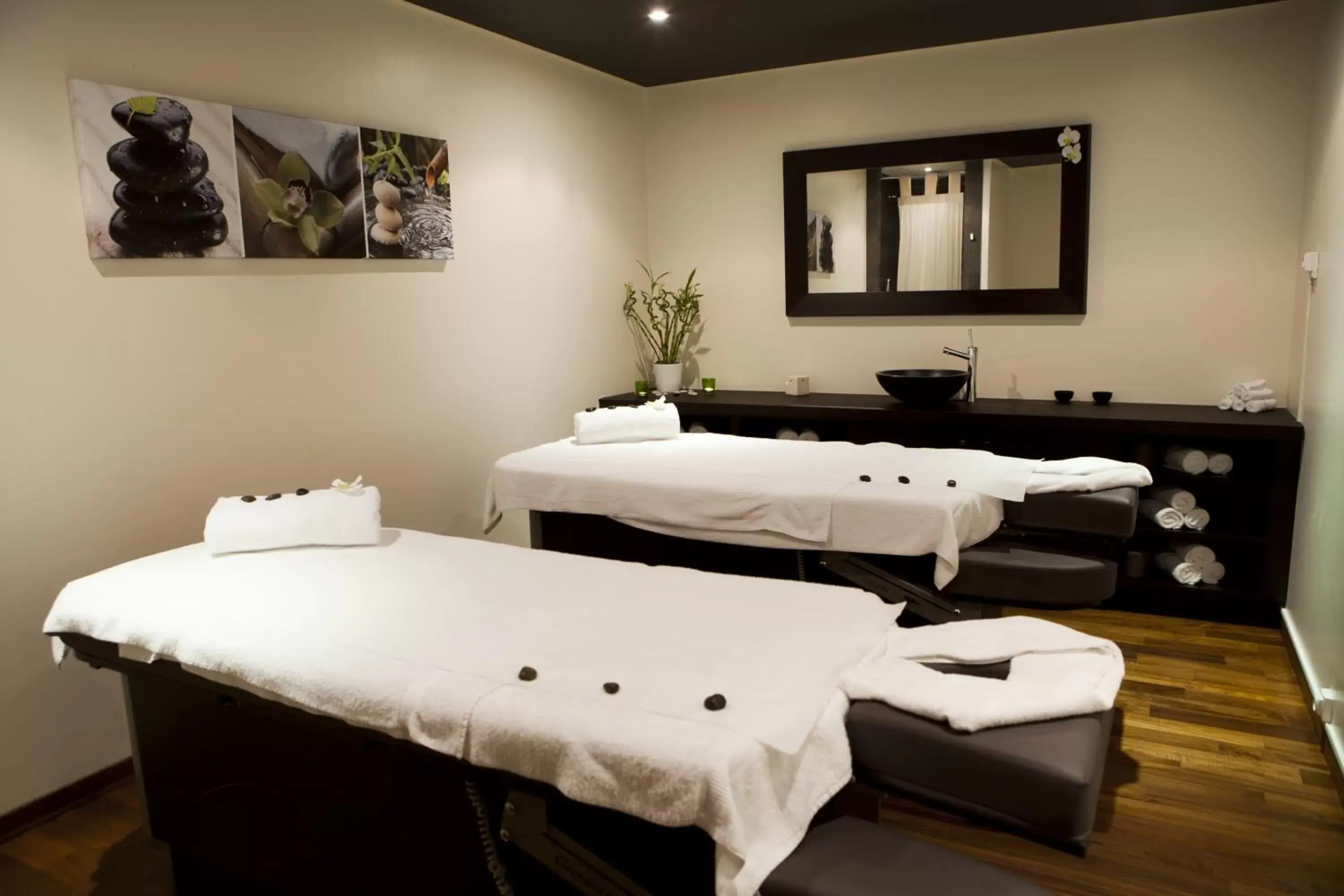 Massage in Hotel & Spa Le Pavillon