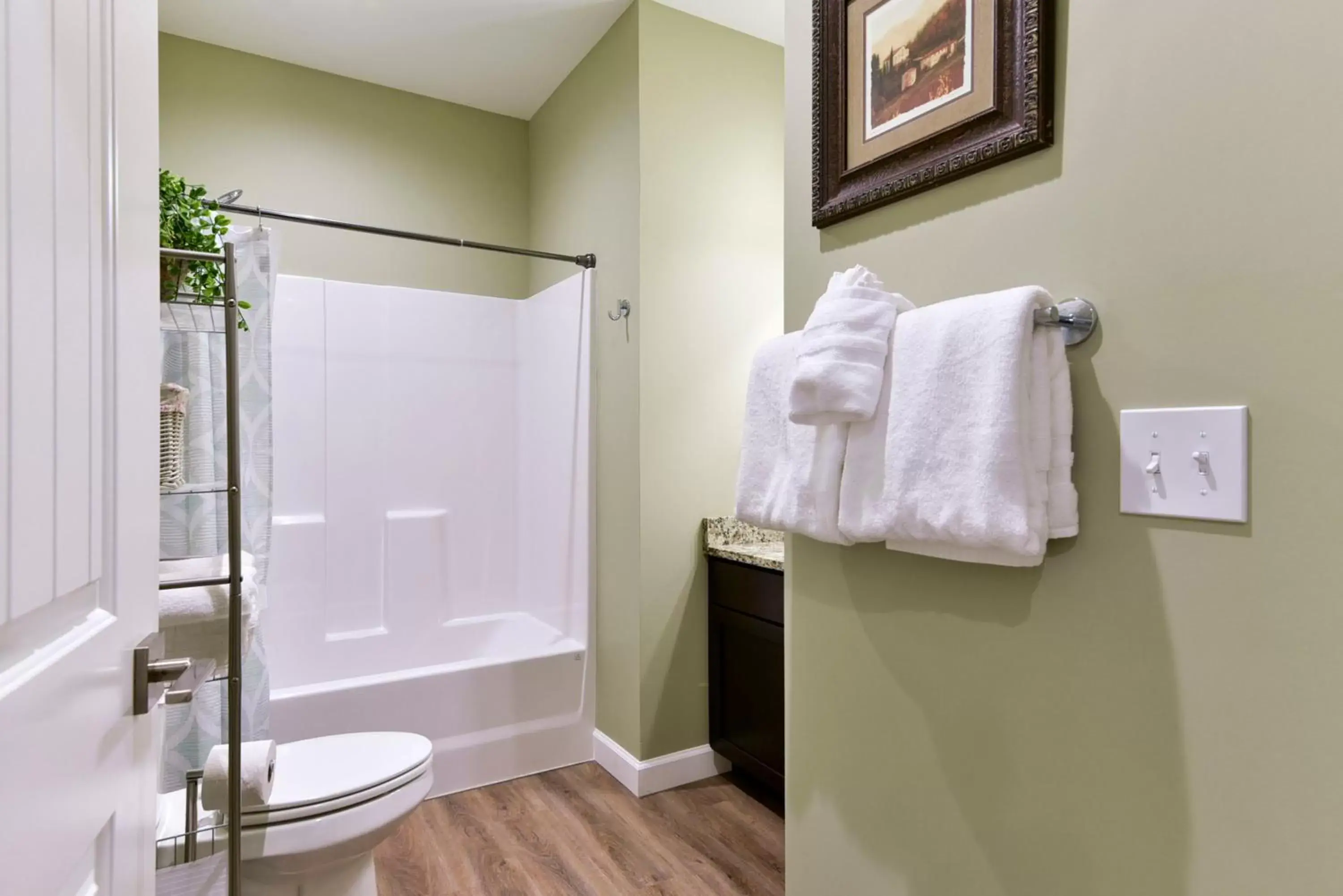 Bathroom in Luxury Condos at Thousand Hills - Branson -Beautifully Remodeled