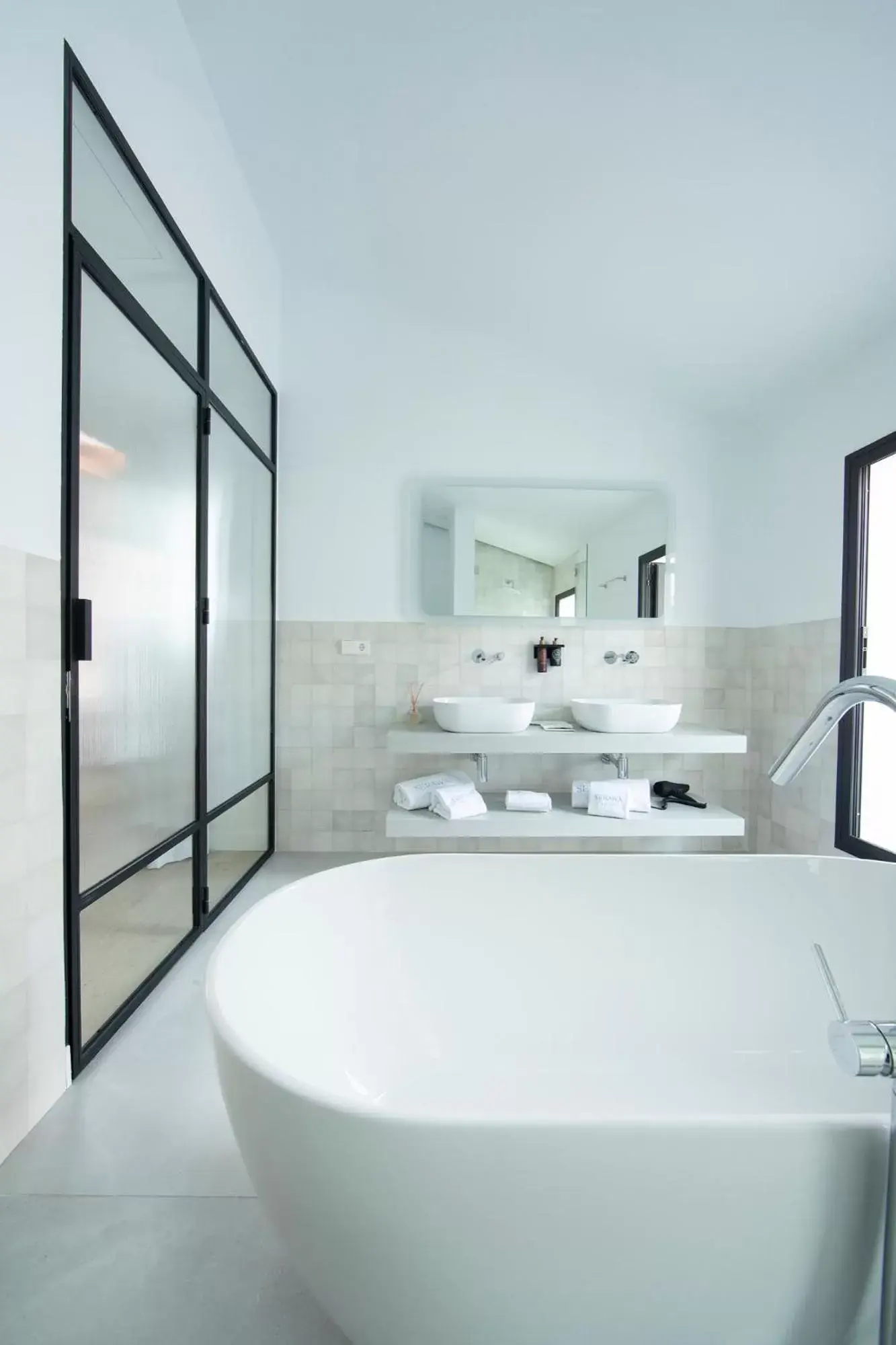 Bathroom in Hotel Serawa Alicante Bathroom in Hotel Serawa Alicante