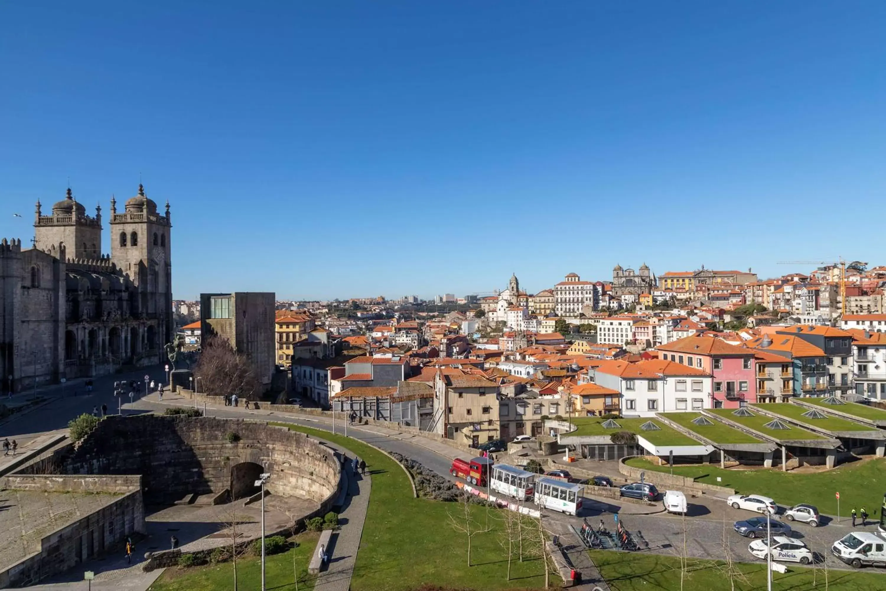 View (from property/room) in Se Catedral Hotel Porto, Tapestry Collection By Hilton