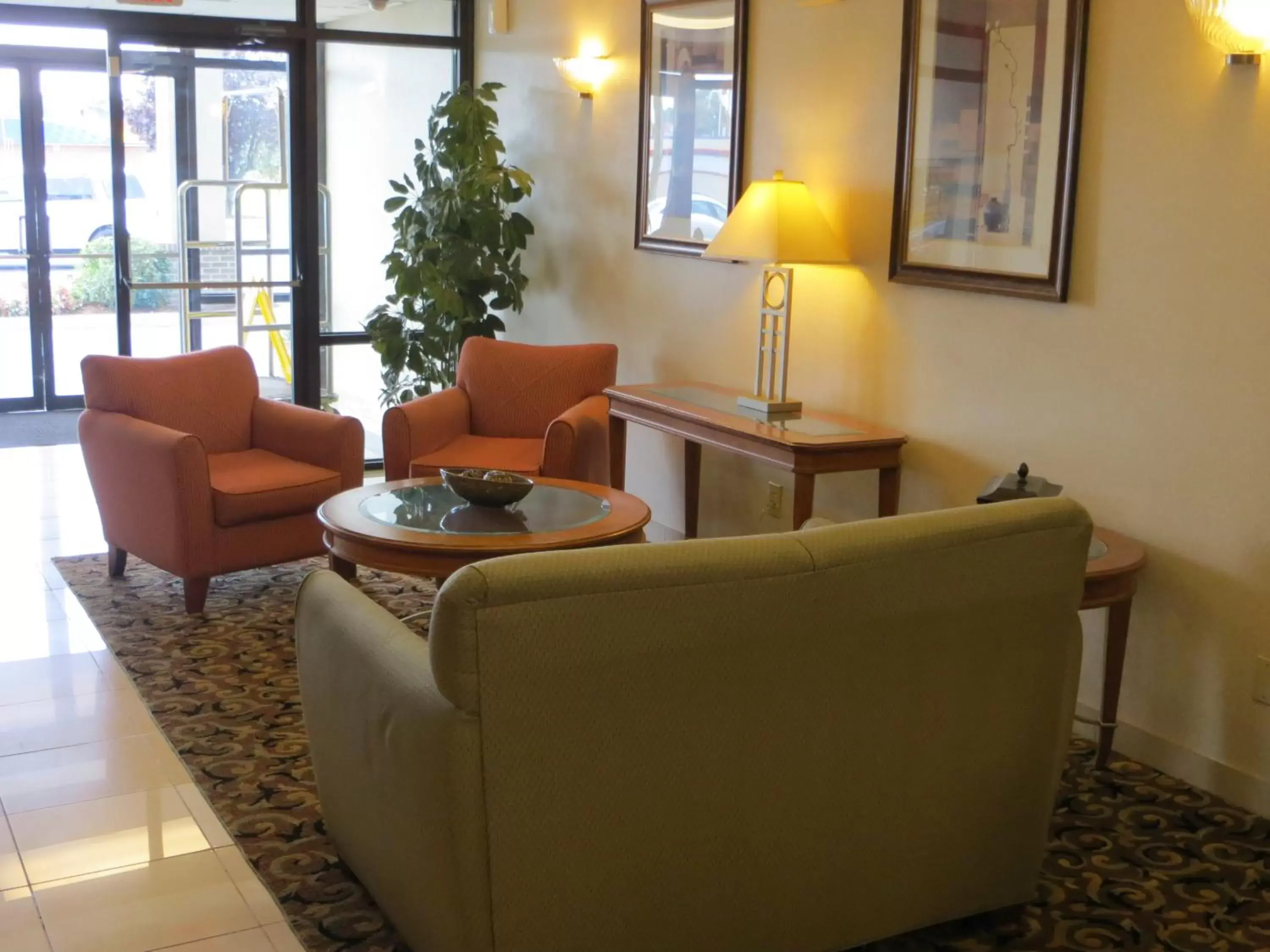 Lobby or reception, Seating Area in Quality Inn Winder, GA