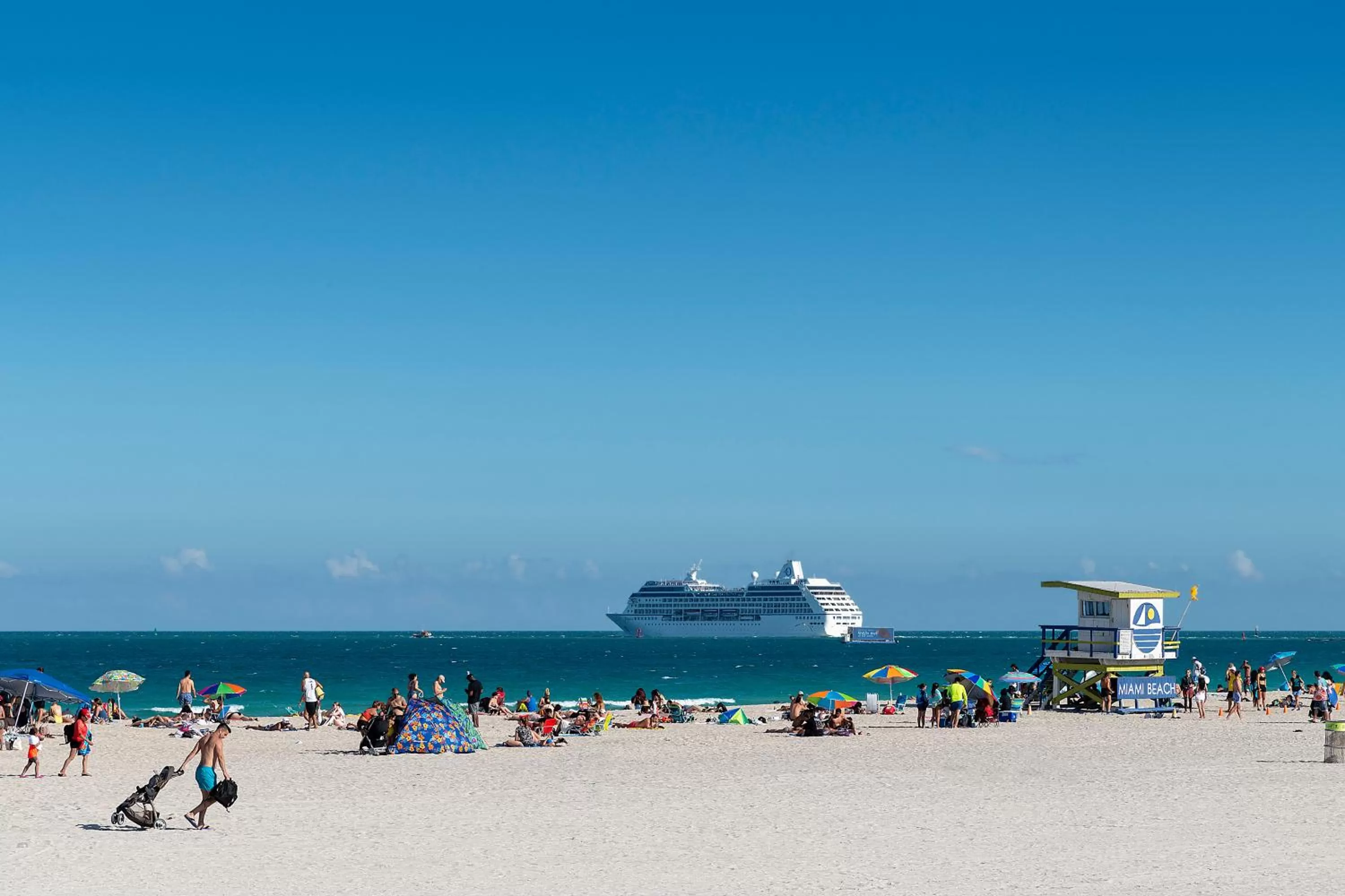 Beach in President Hotel