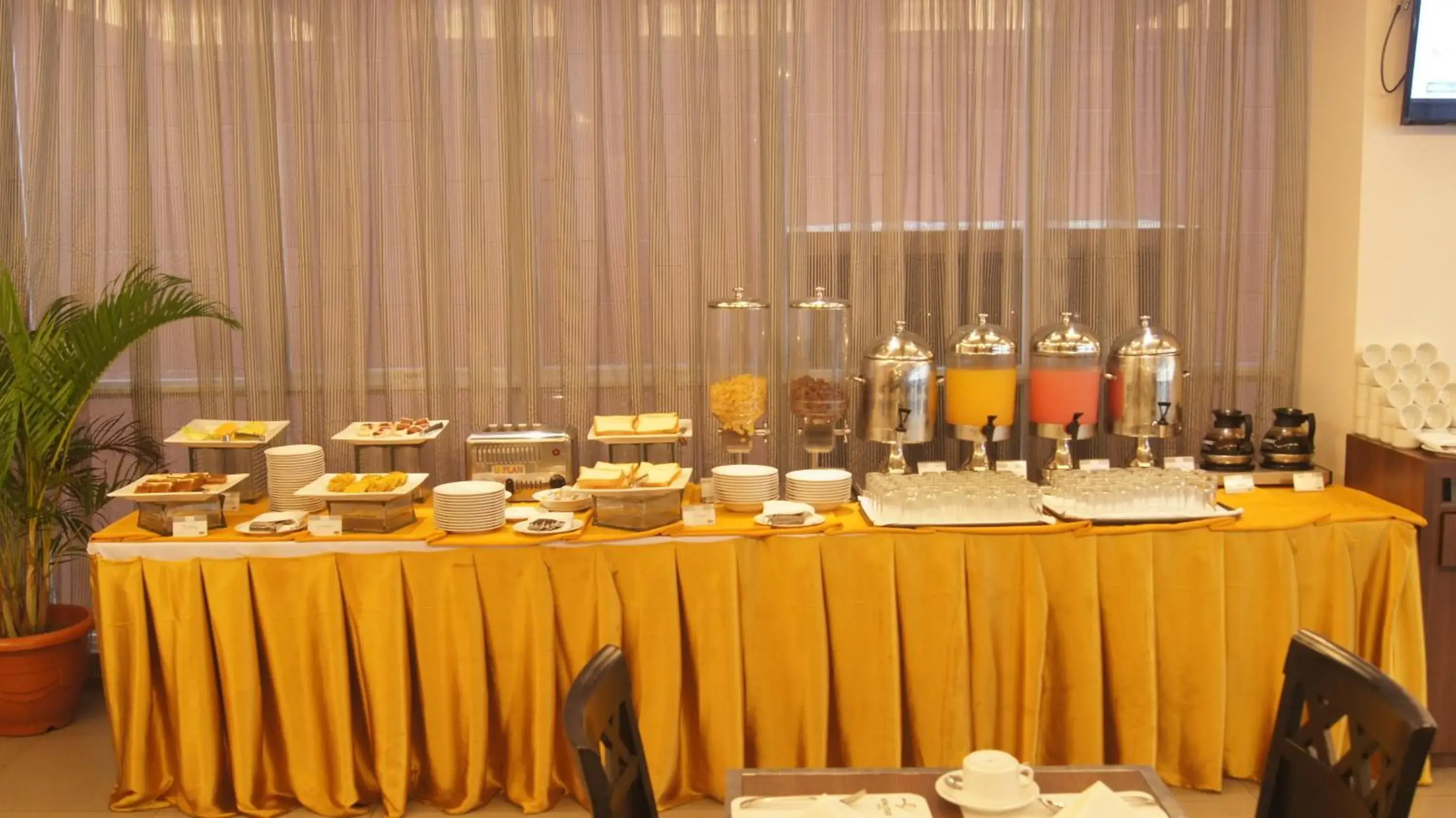 Breakfast in Winstar Hotel Pekanbaru