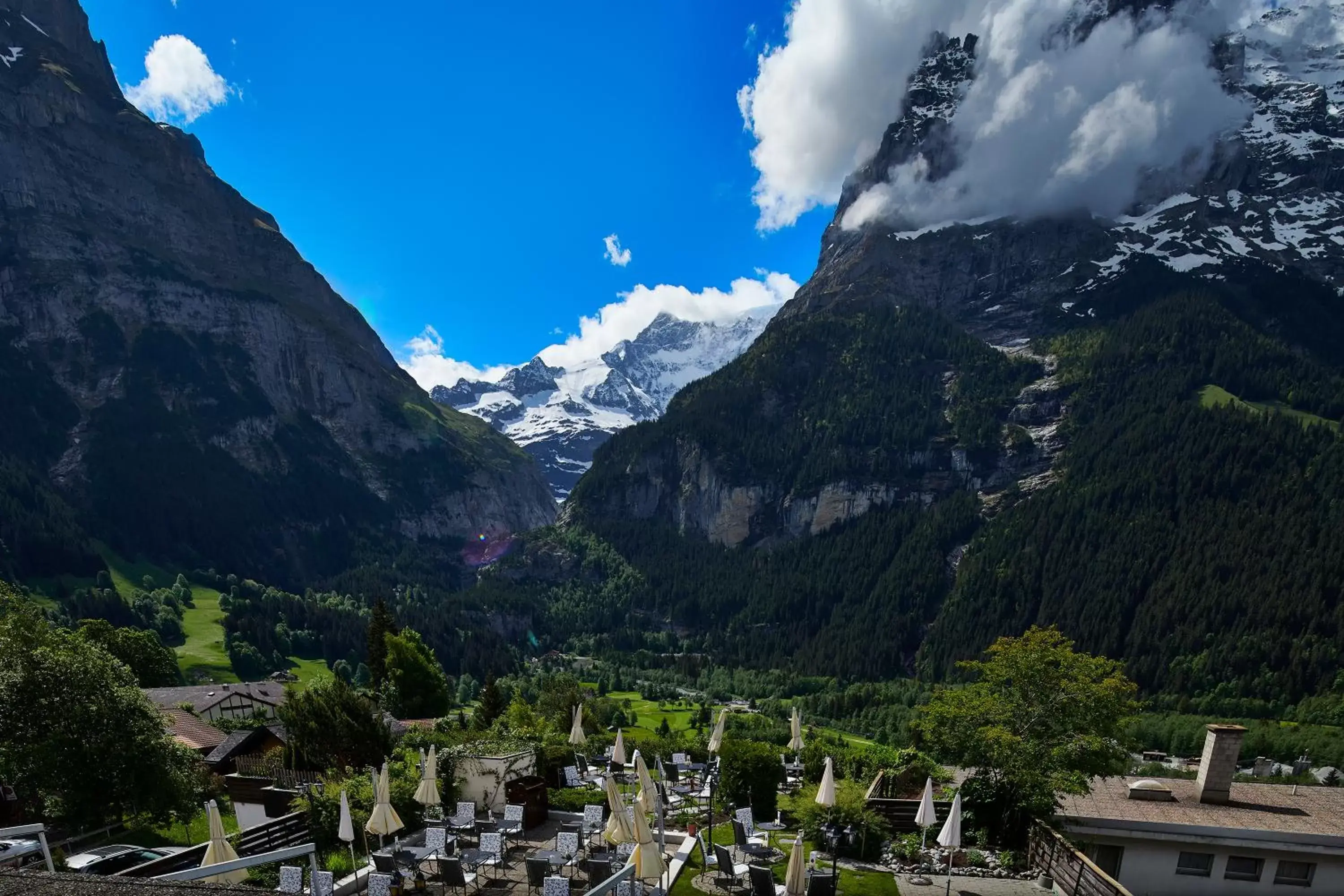 Mountain view in Hotel Spinne Grindelwald