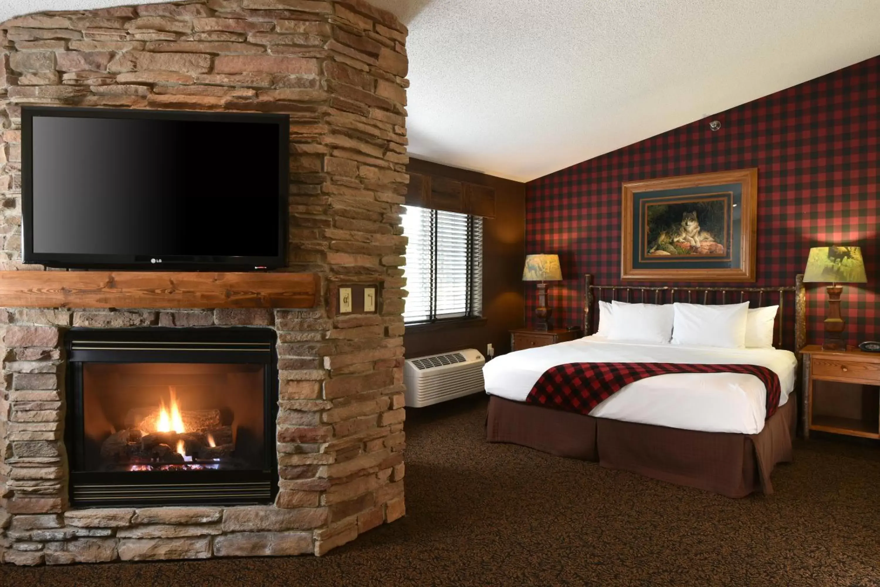 TV and multimedia, Bed in Stoney Creek Hotel Des Moines - Johnston