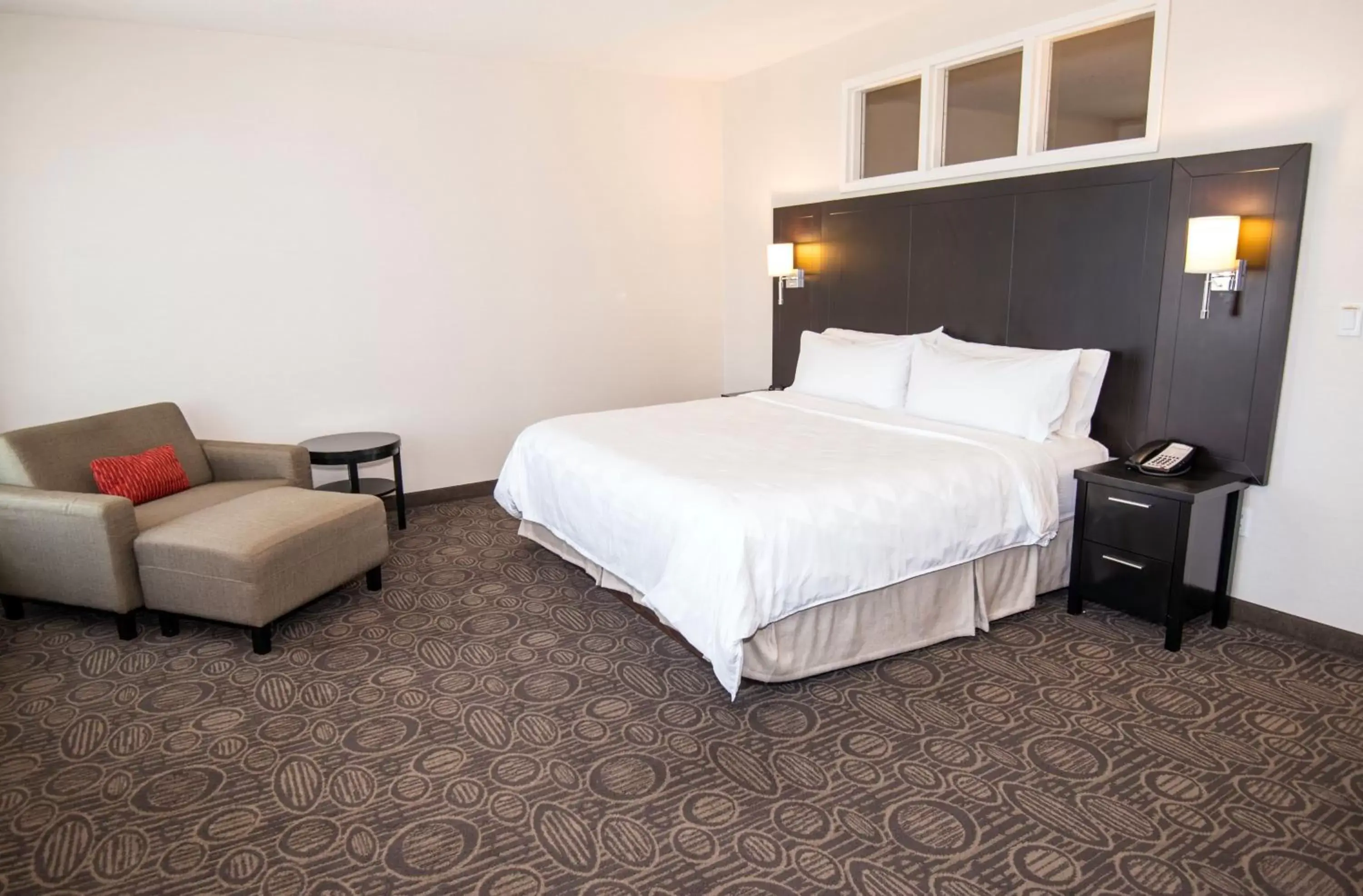 Photo of the whole room, Bed in Holiday Inn Hotel & Suites Red Deer, an IHG Hotel