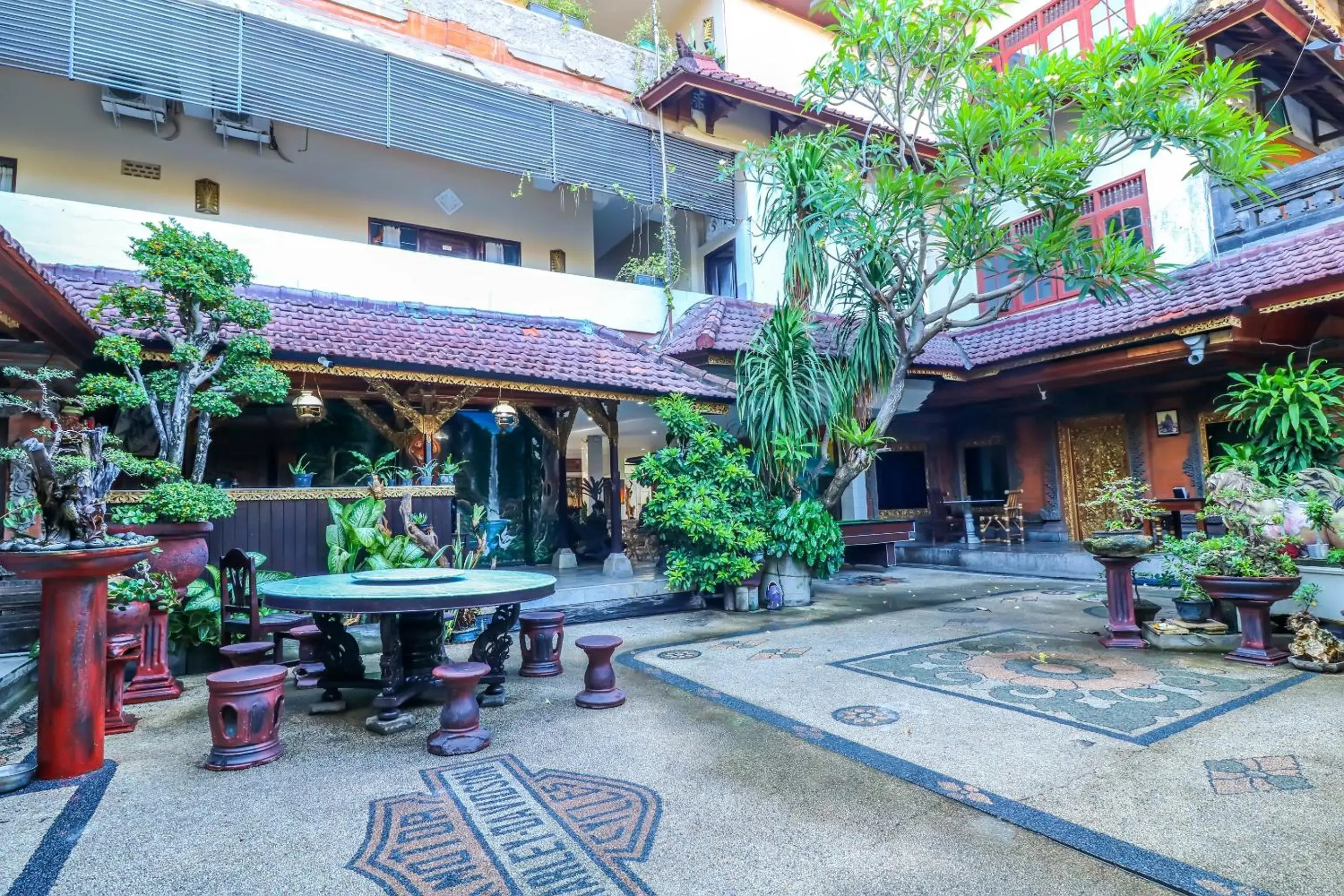 Area and facilities in OYO 1666 Grand Pudjawan Hotel