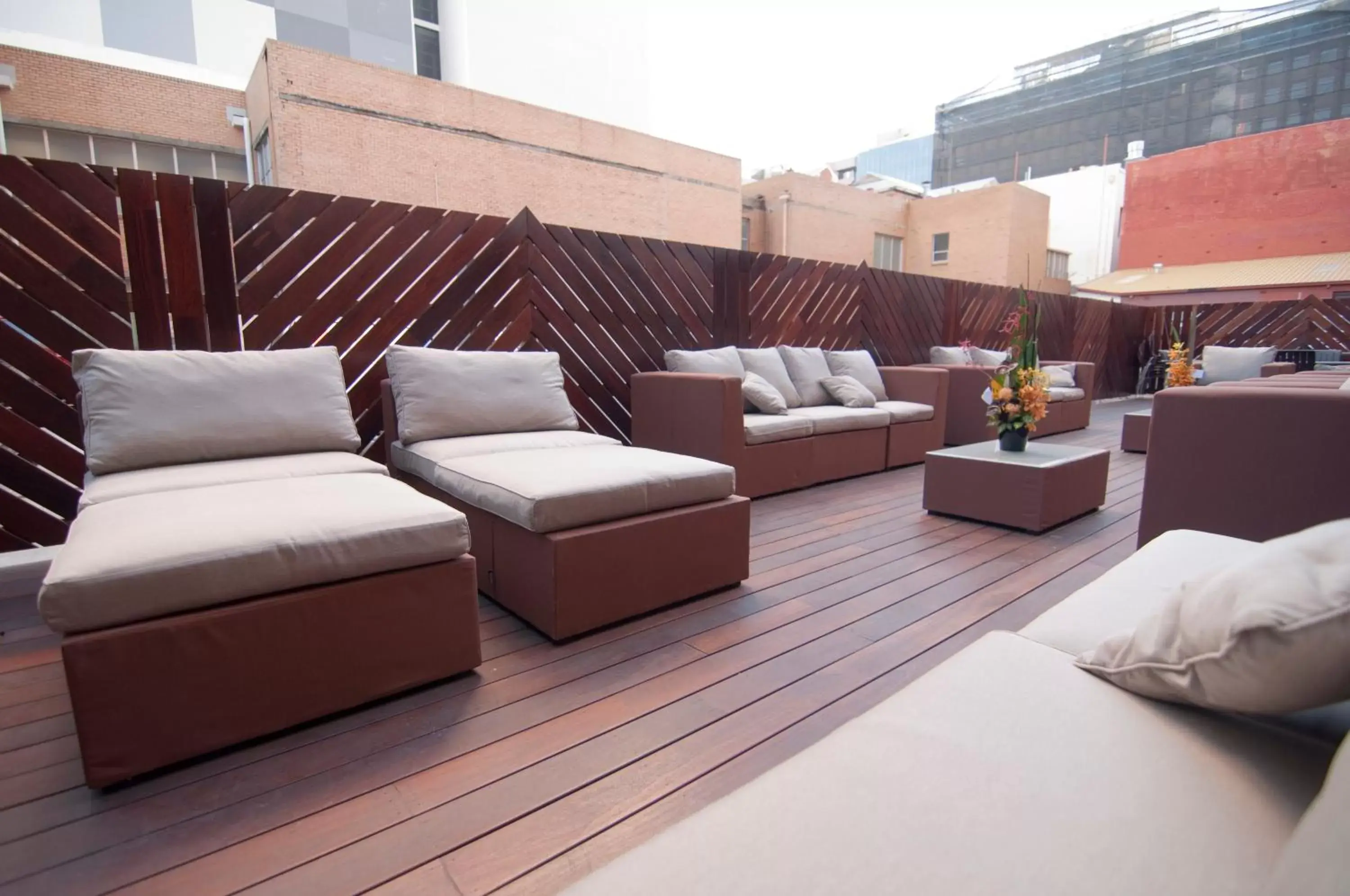 Facade/entrance in Kangaroo Inn Facade/entrance in Kangaroo Inn