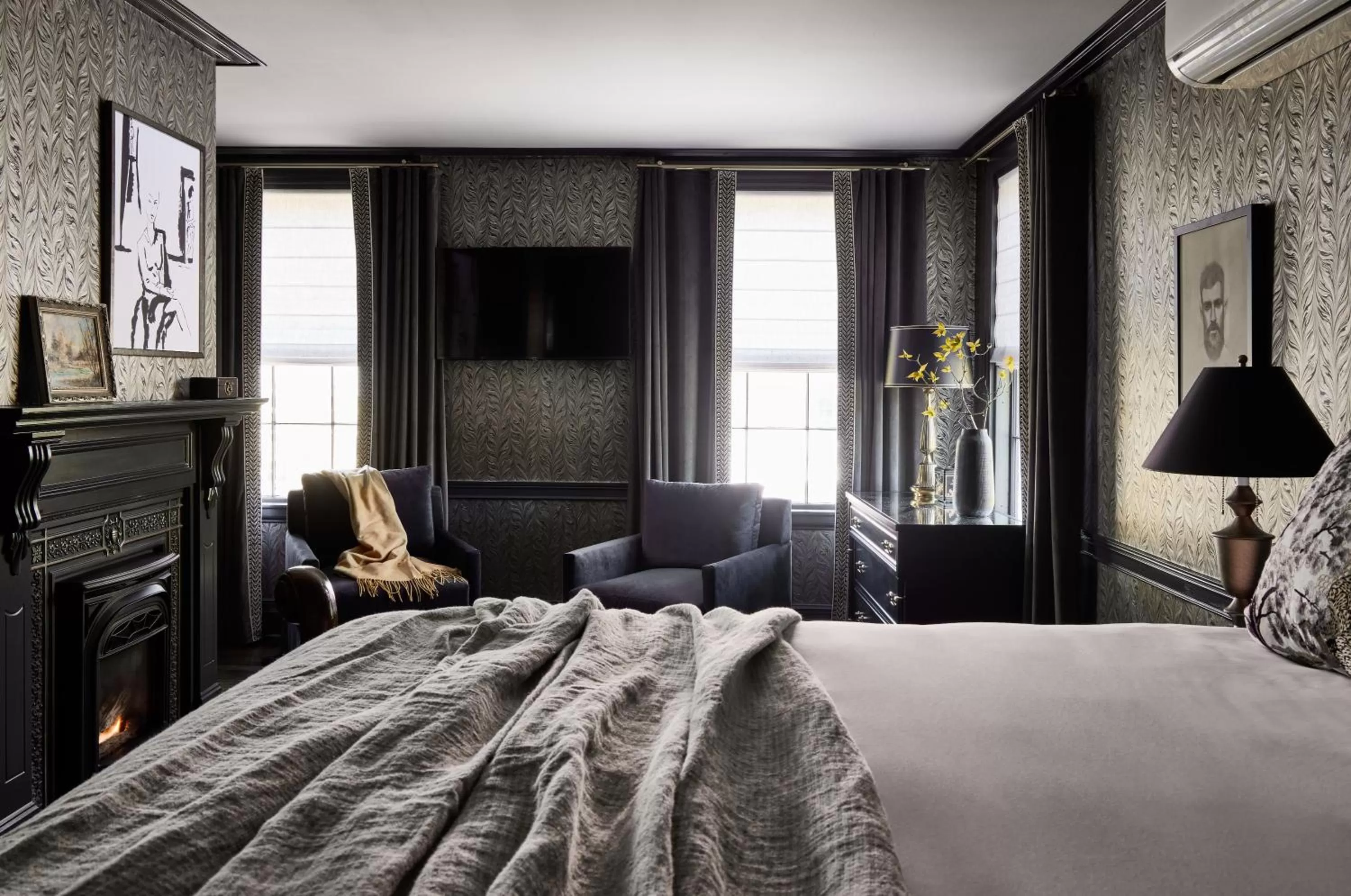 Photo of the whole room, Bed in Kennebunkport Captains Collection