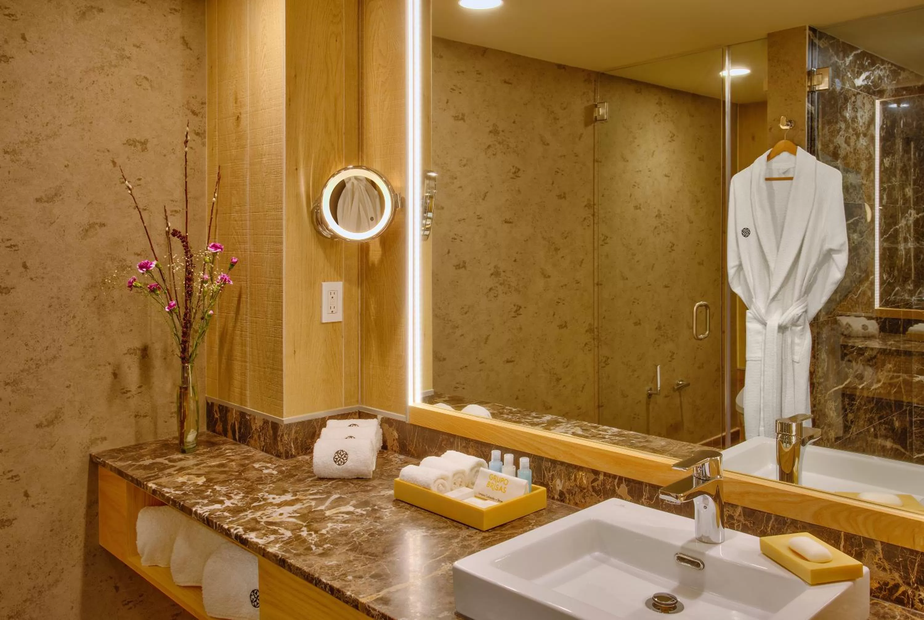 Bathroom in Galeria Plaza Irapuato