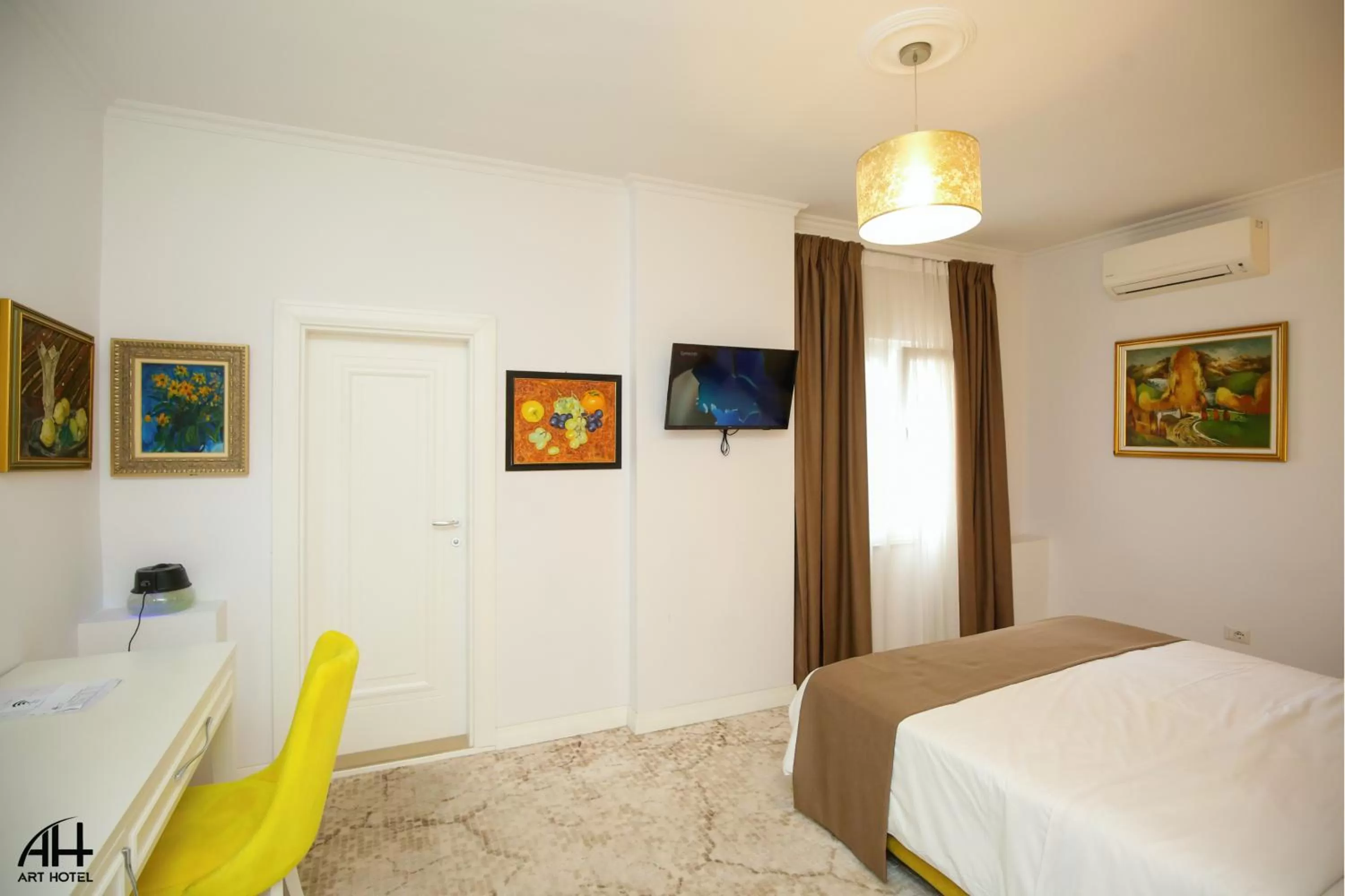 Bed in ART Hotel Tirana