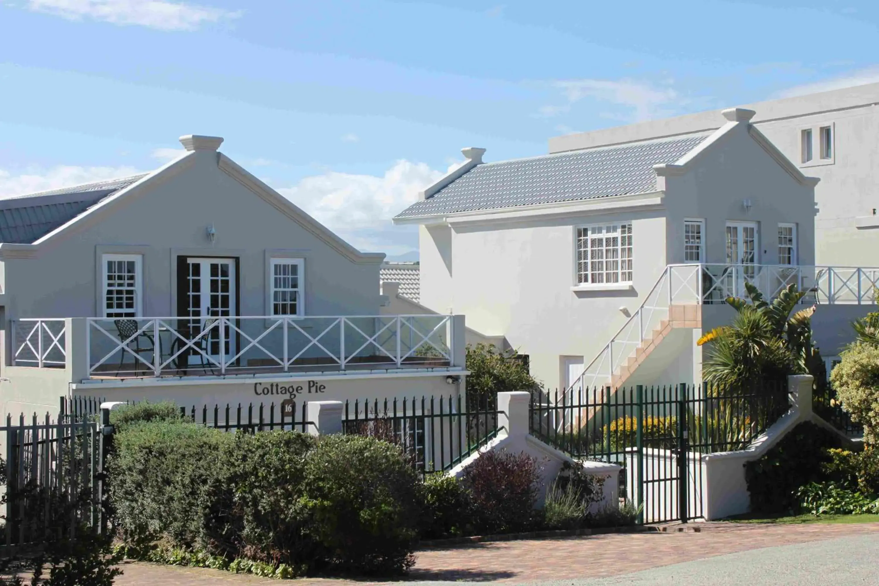 Property Building in Robberg Beach Lodge - Lion Roars Hotels & Lodges