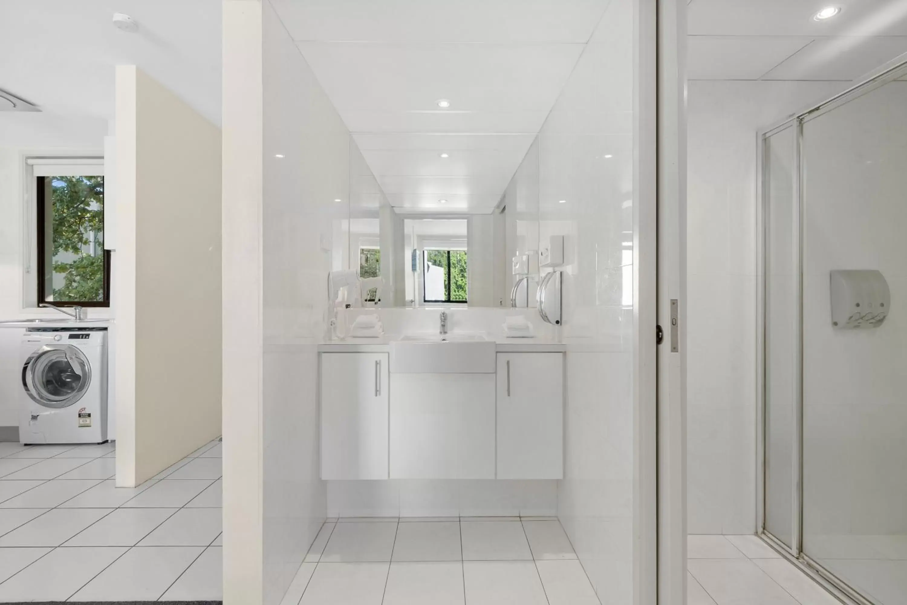 Two-Bedroom King Apartment in Manuka Park Serviced Apartments Two-Bedroom King Apartment in Manuka Park Serviced Apartments