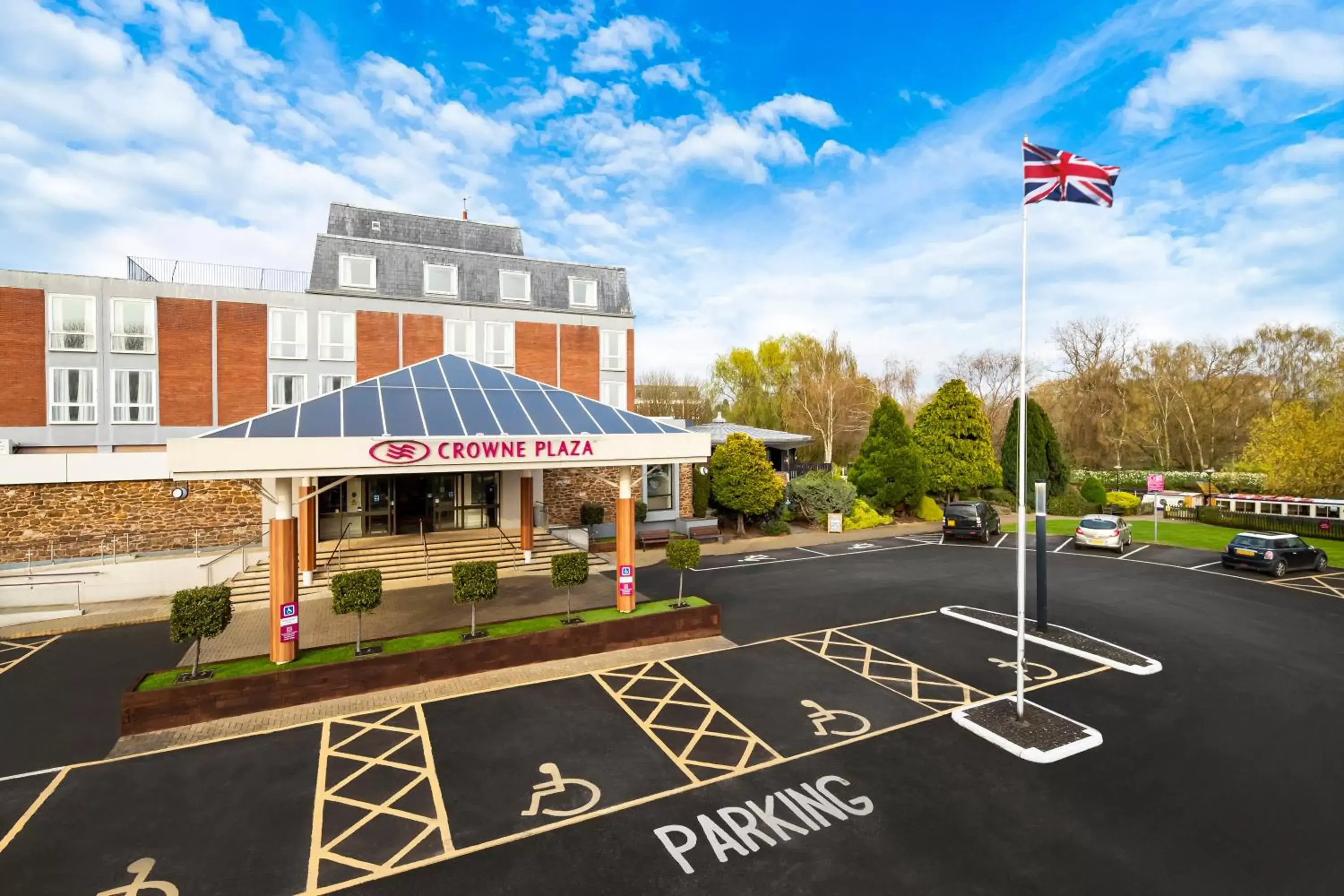 Property building in Crowne Plaza Stratford-upon-Avon, an IHG Hotel