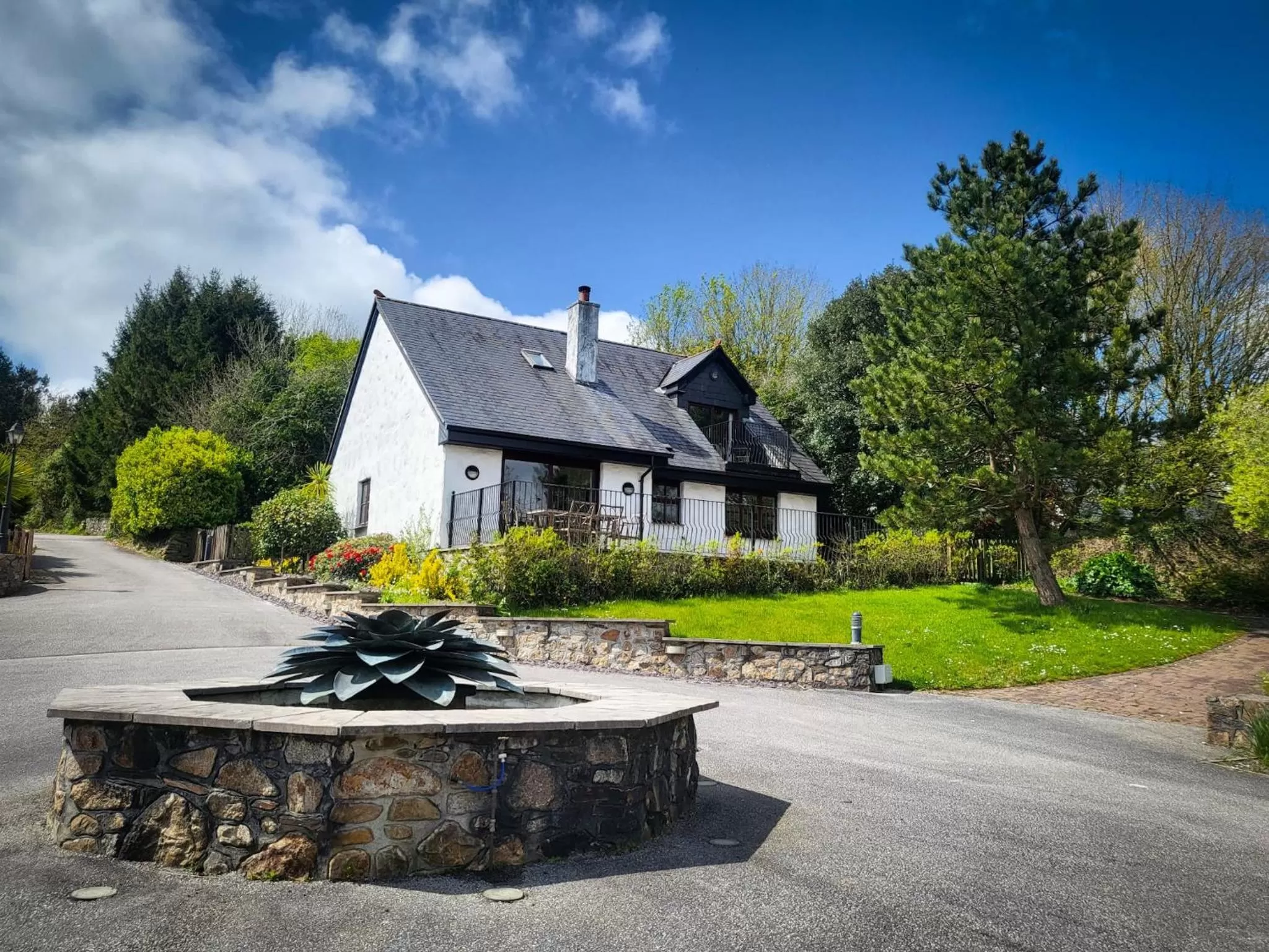 Property Building in Hustyns Resort Cornwall