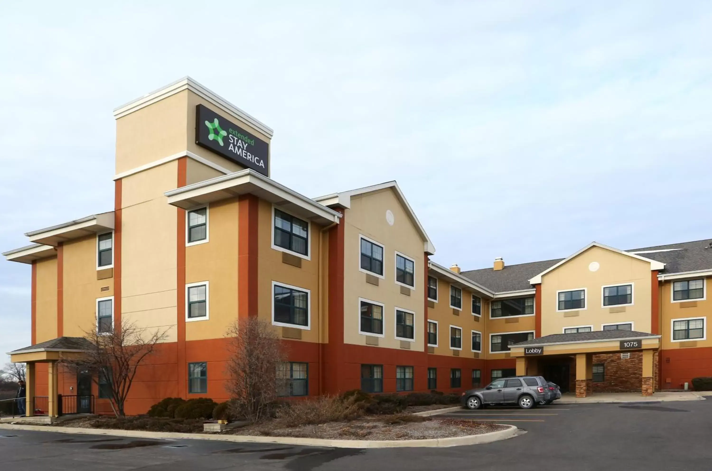 Property Building in Extended Stay America Suites - Chicago - Hanover Park