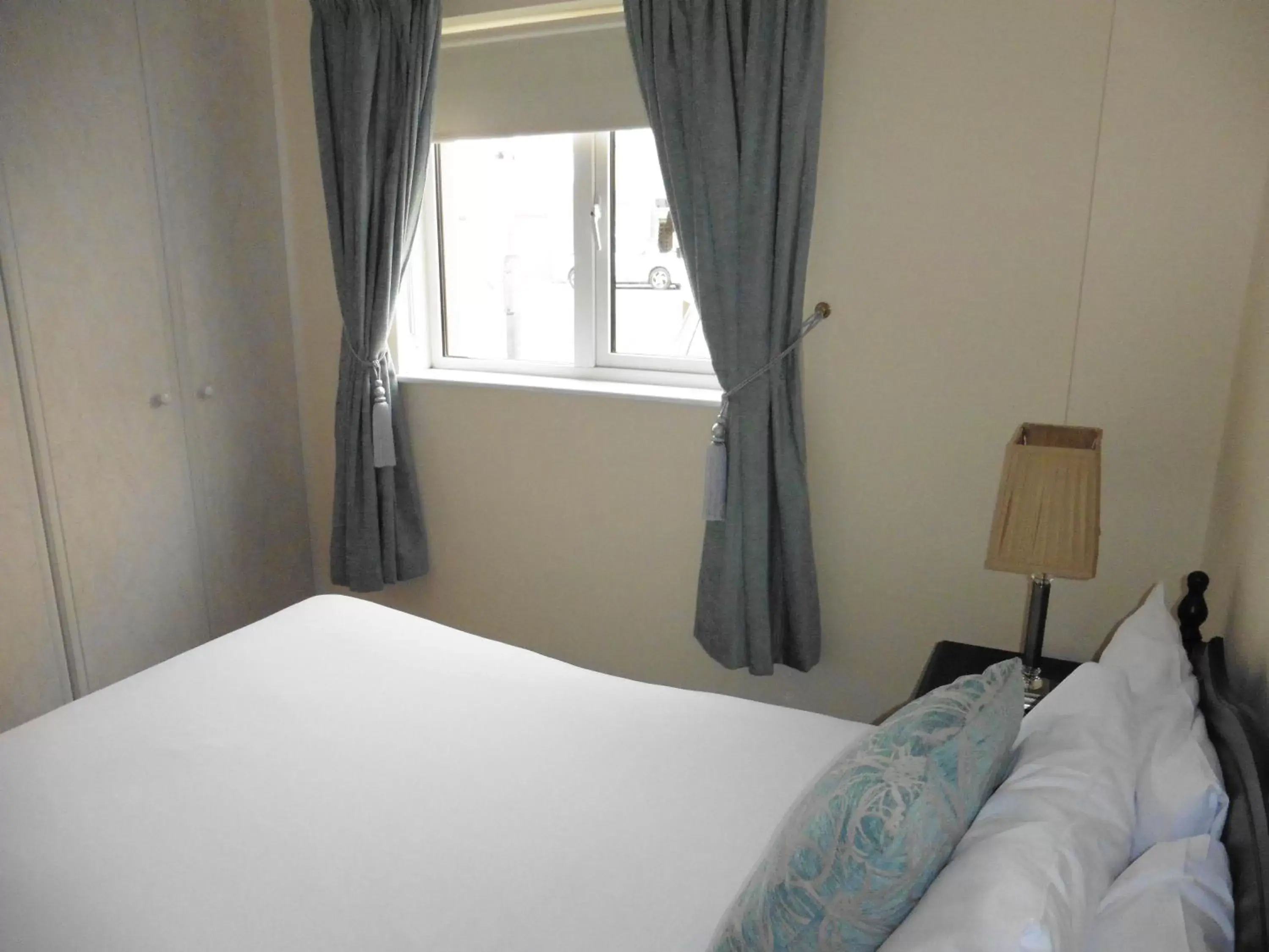 Bedroom, Bed in St Bridget's Apartments