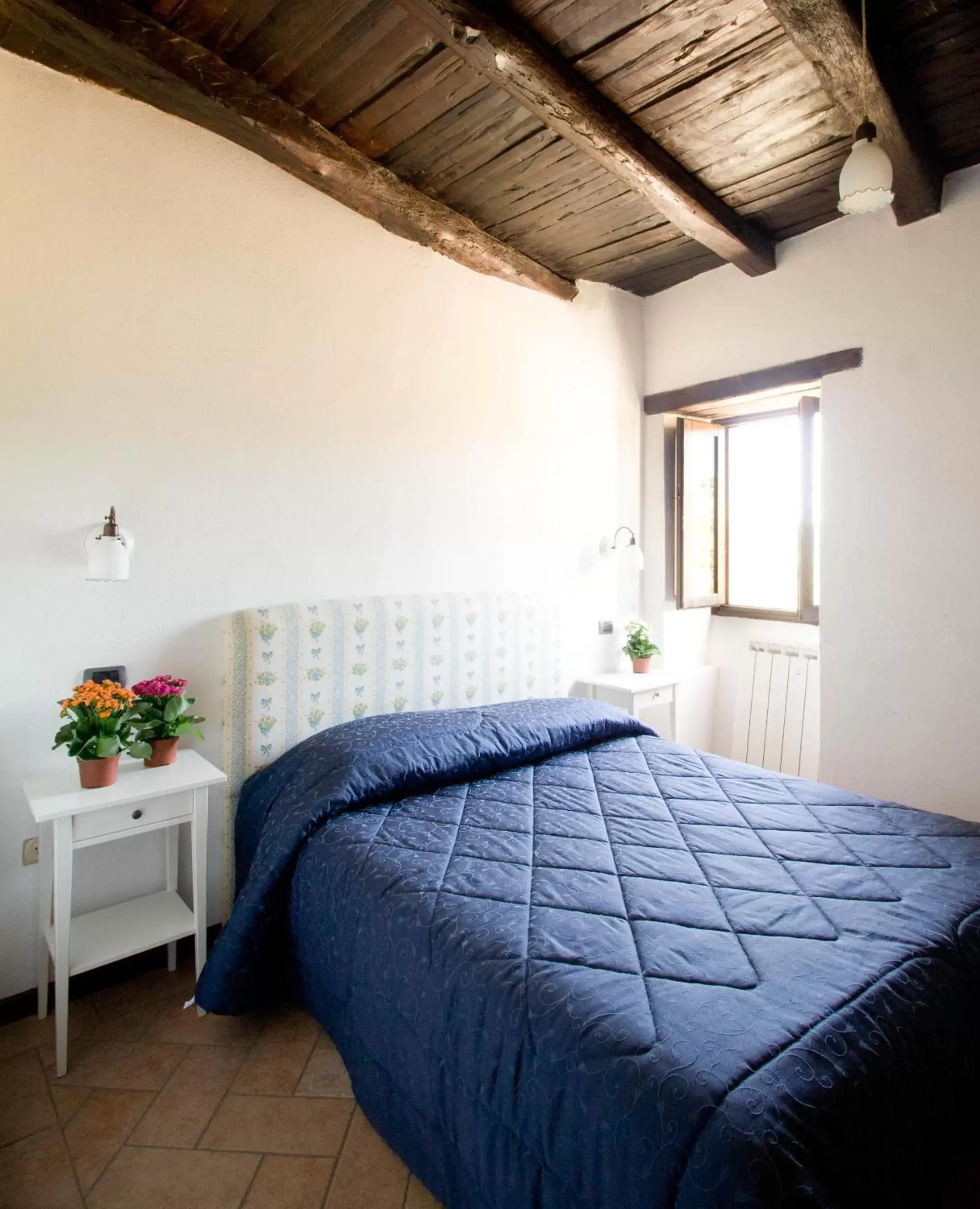 Bedroom, Bed in Borgo San Valentino