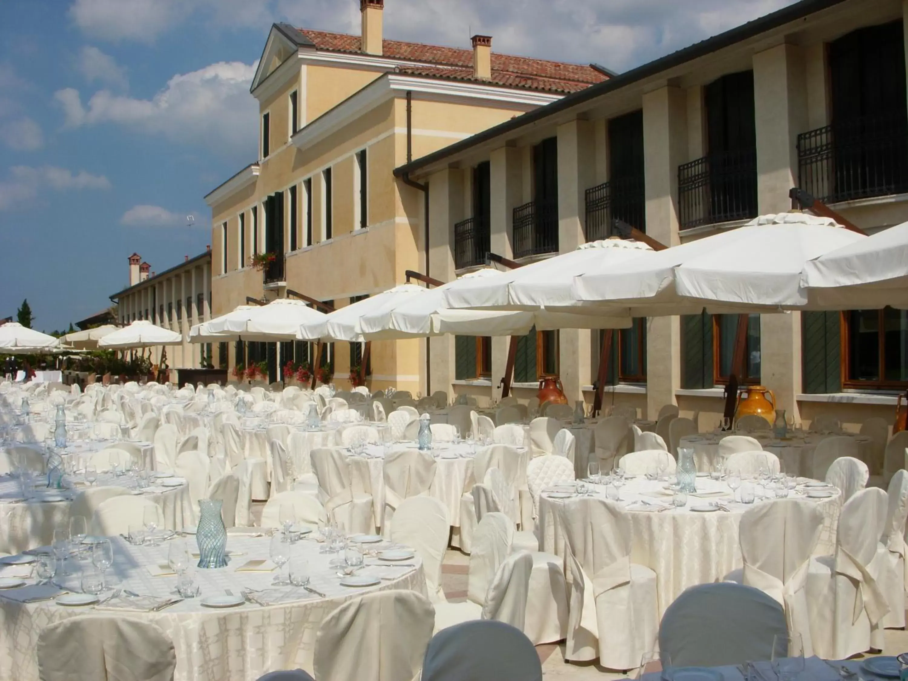 Facade/entrance, Banquet Facilities in Relais Monaco Country Hotel & Spa