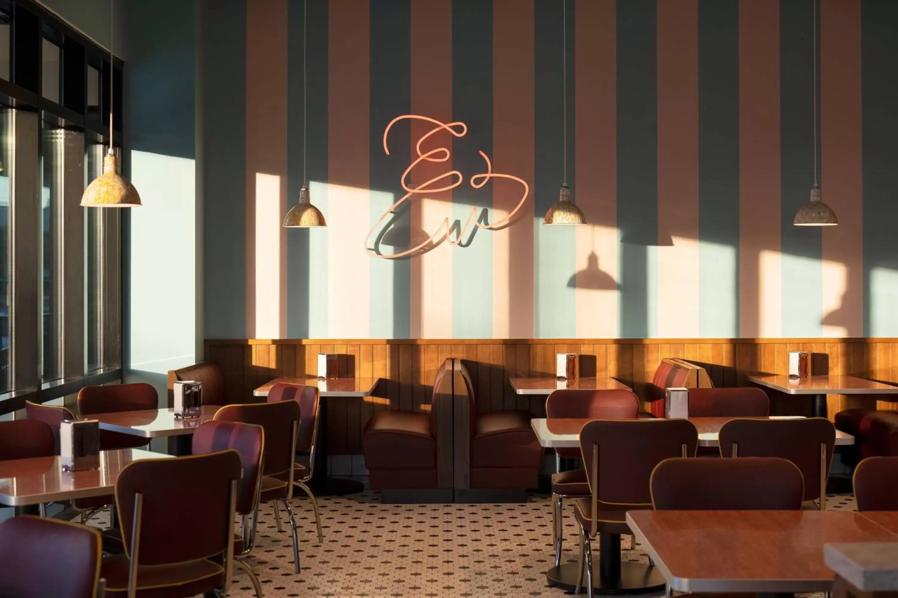 Restaurant/Places to Eat in Luminary Hotel & Co., Autograph Collection