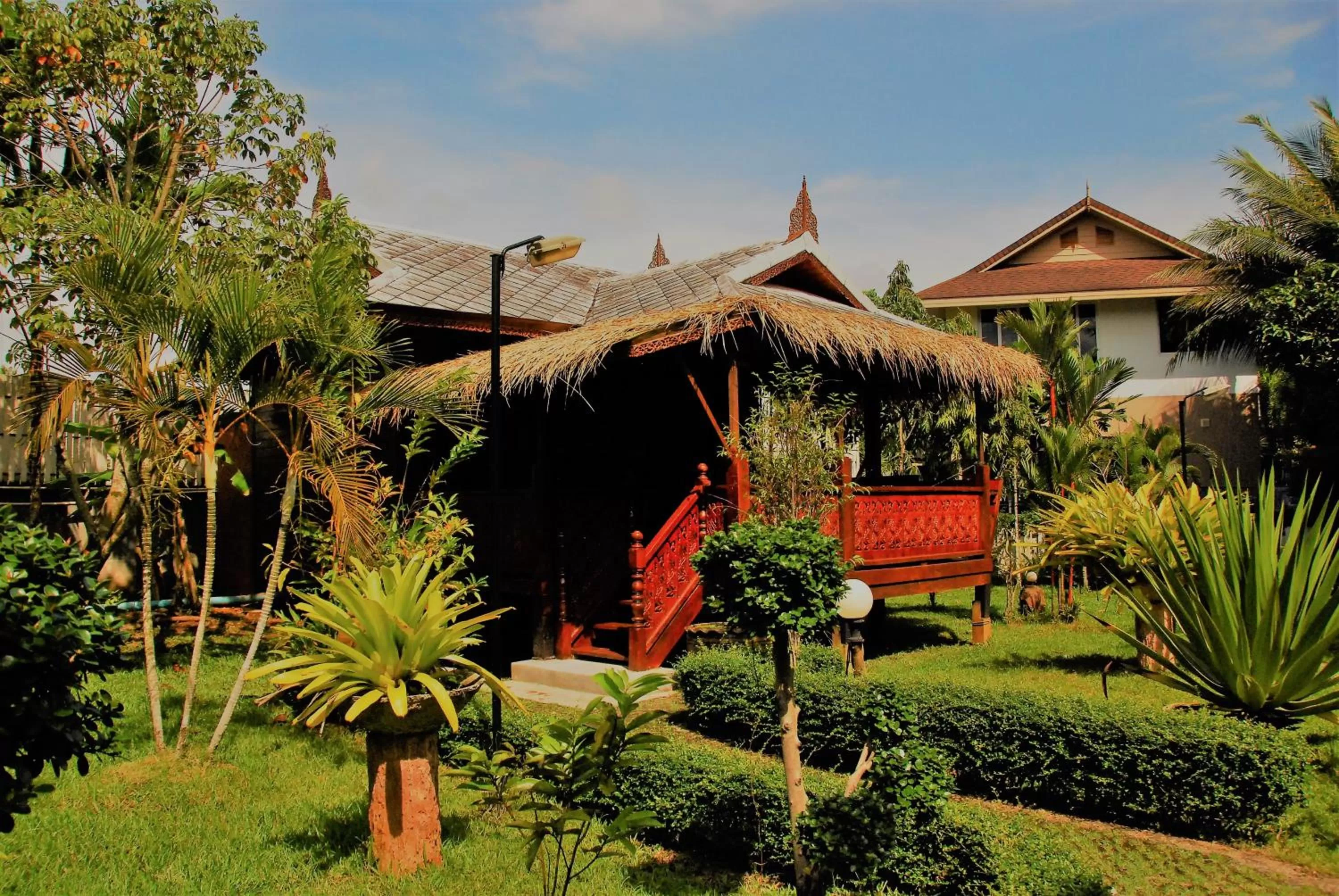 Garden in Cozy Garden Resort